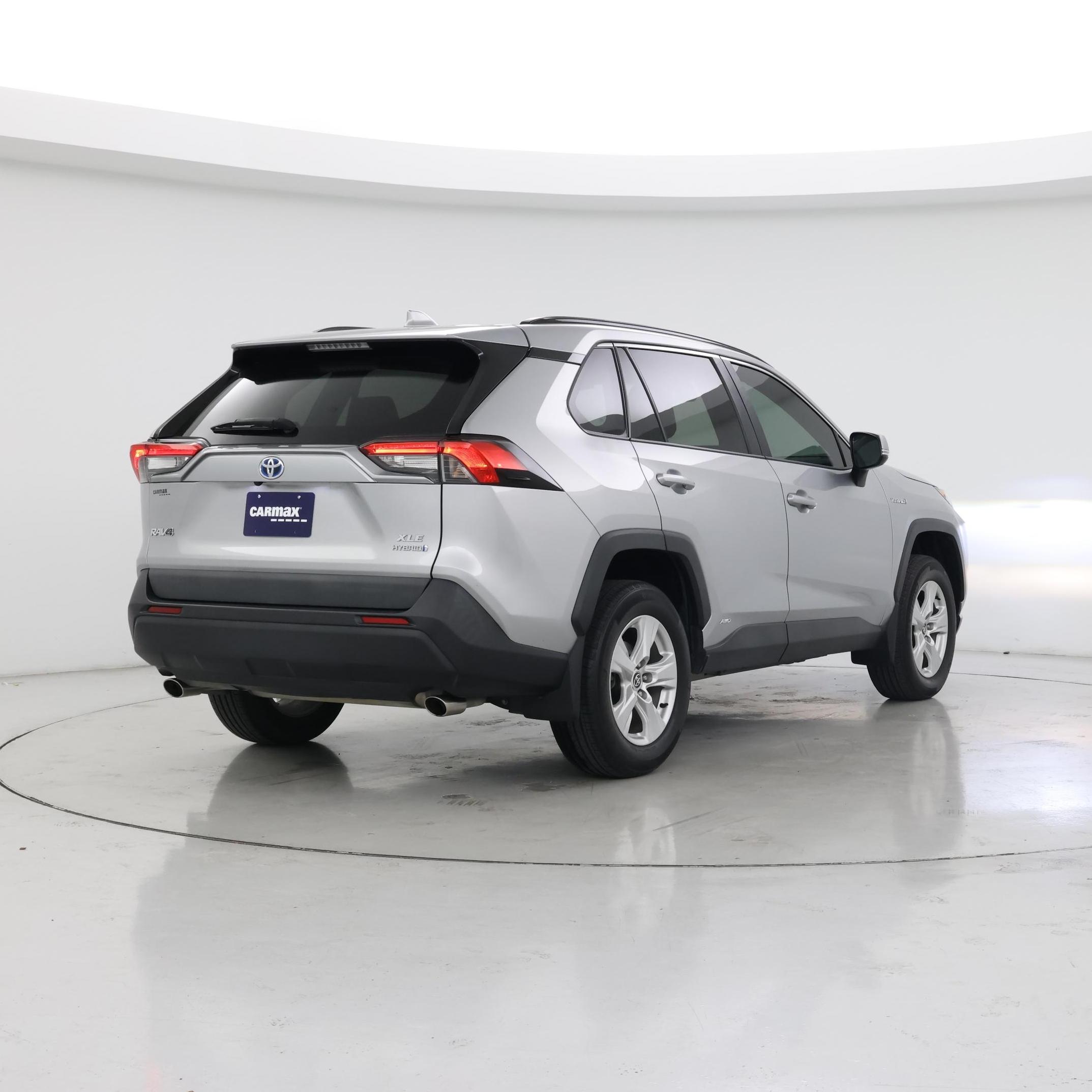 Thumbnail: 2021 Toyota RAV4 - 8
