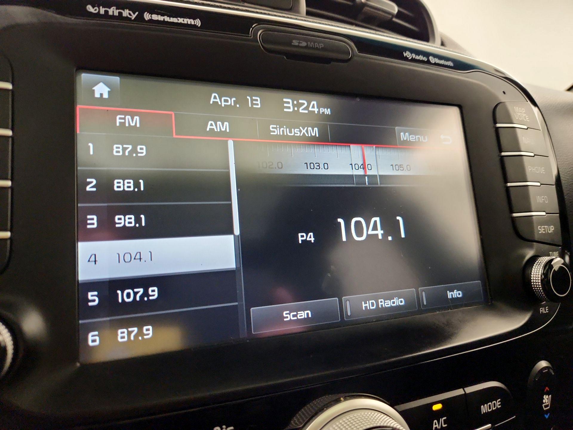 Thumbnail: 2015 Kia Soul - 16