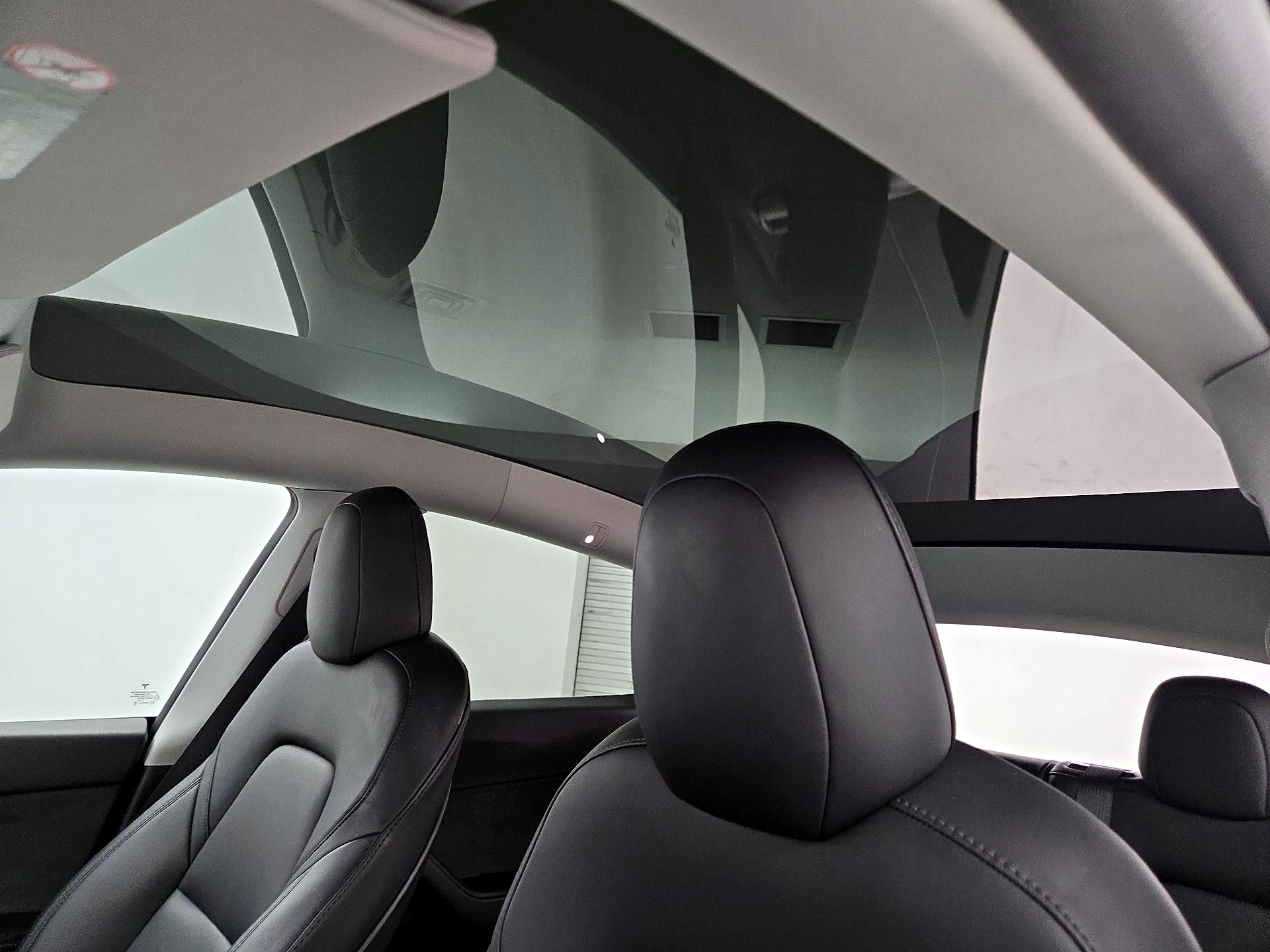 Thumbnail: 2022 Tesla Model Y - 18