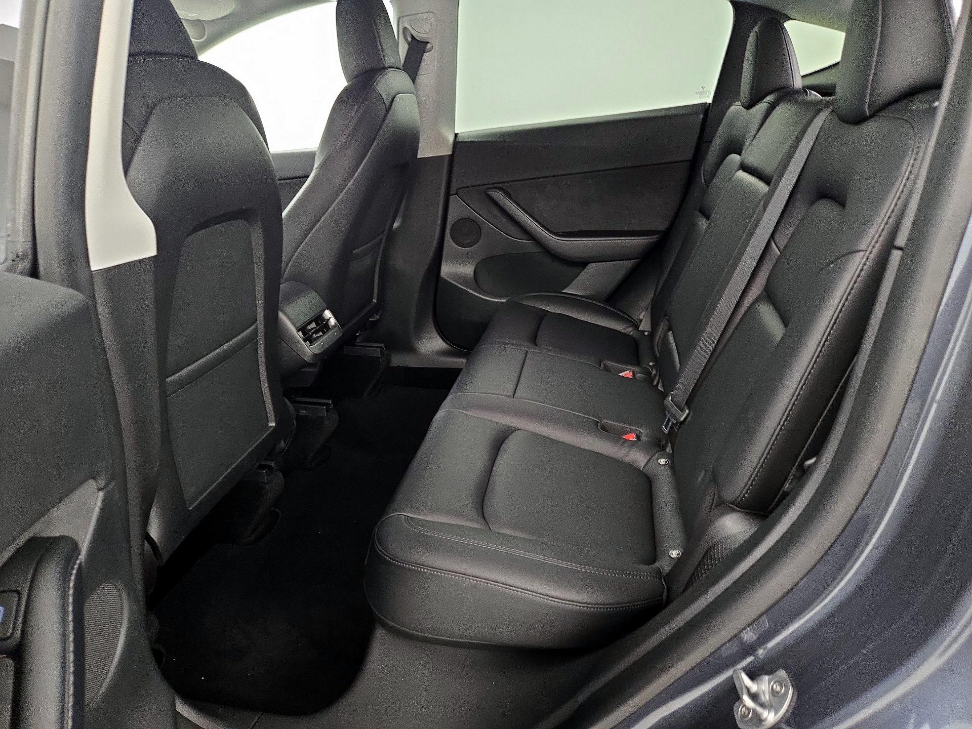 Thumbnail: 2022 Tesla Model Y - 19