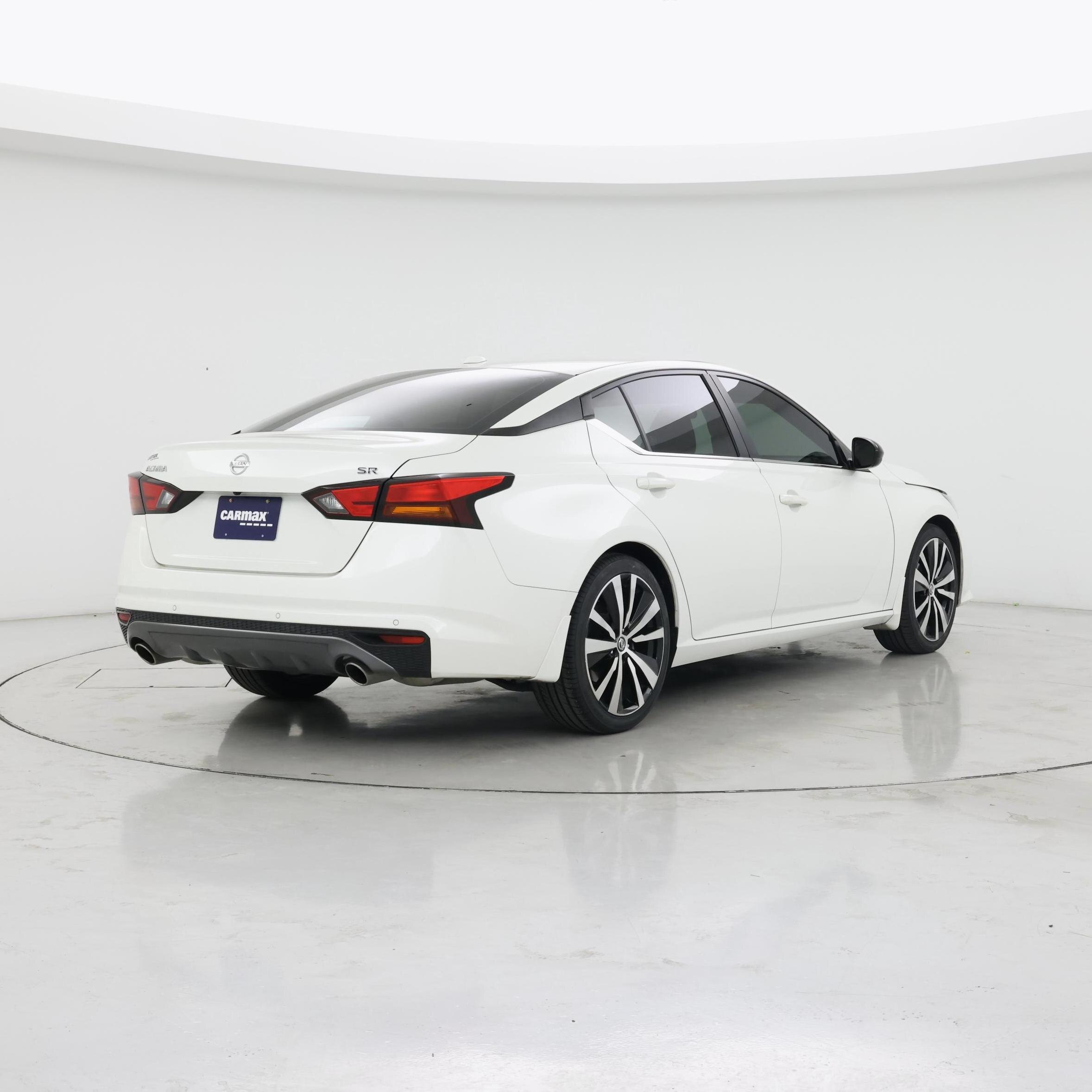 Thumbnail: 2020 Nissan Altima - 8