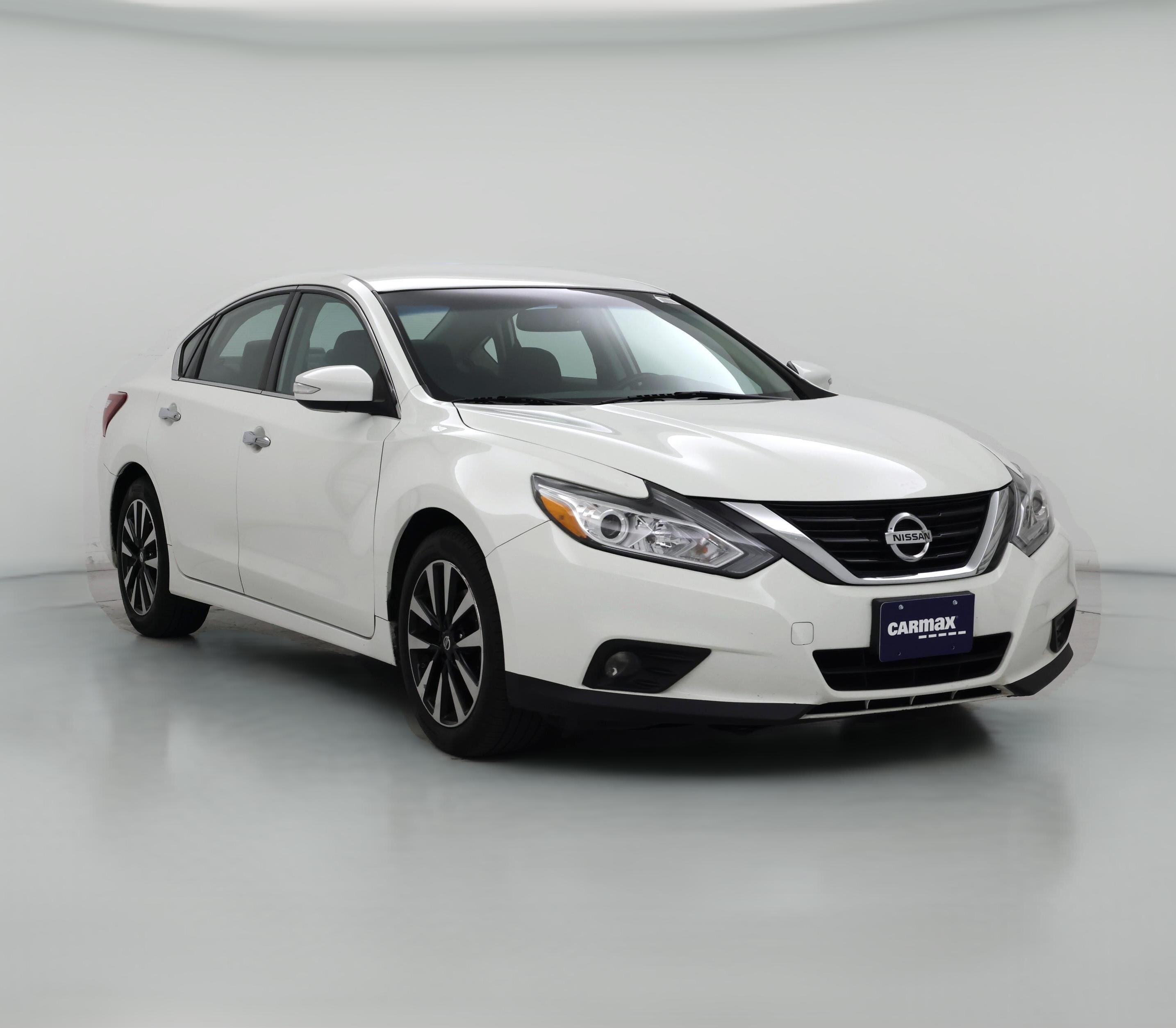 Thumbnail: 2018 Nissan Altima - 1