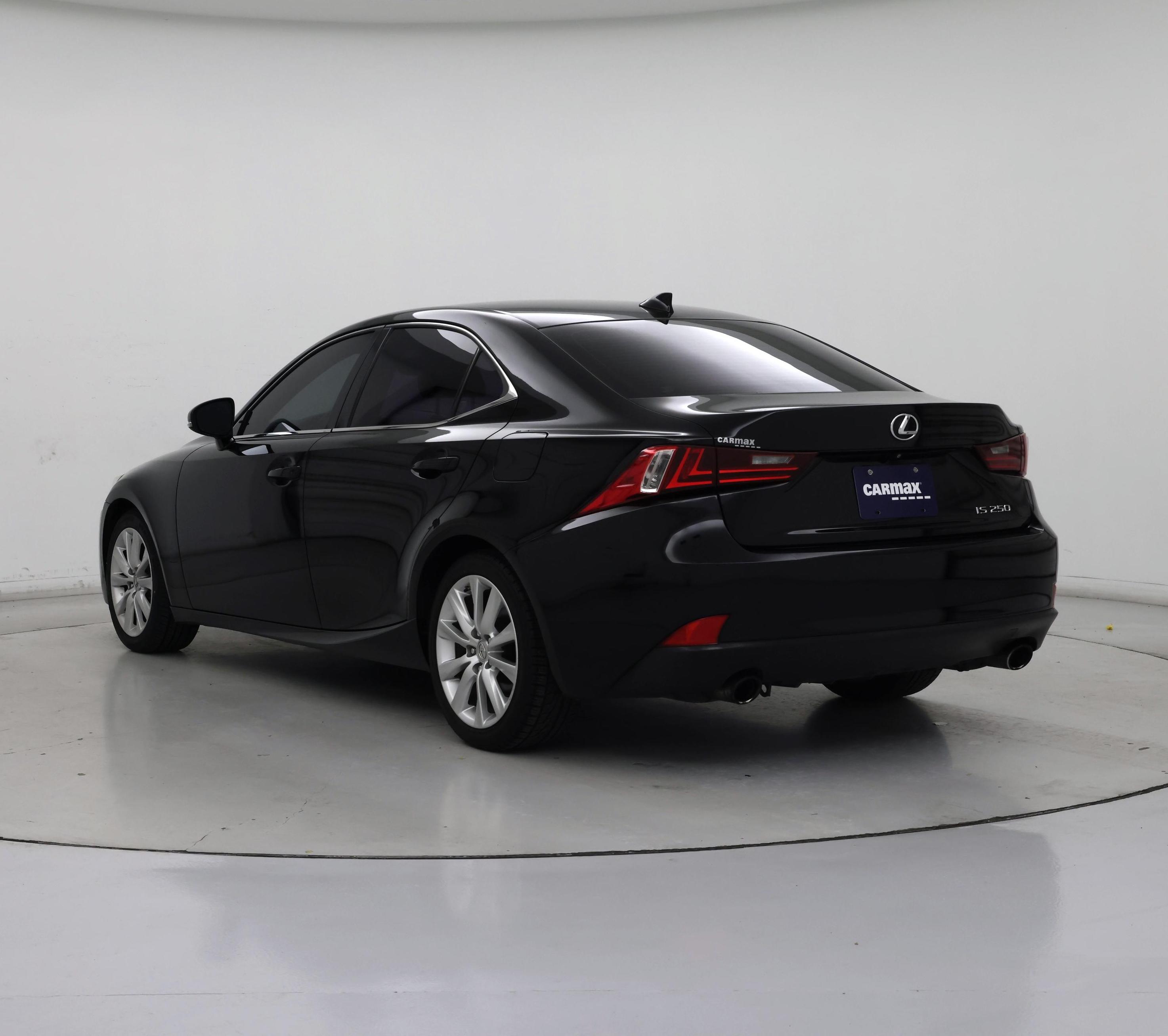 Thumbnail: 2015 Lexus IS - 2