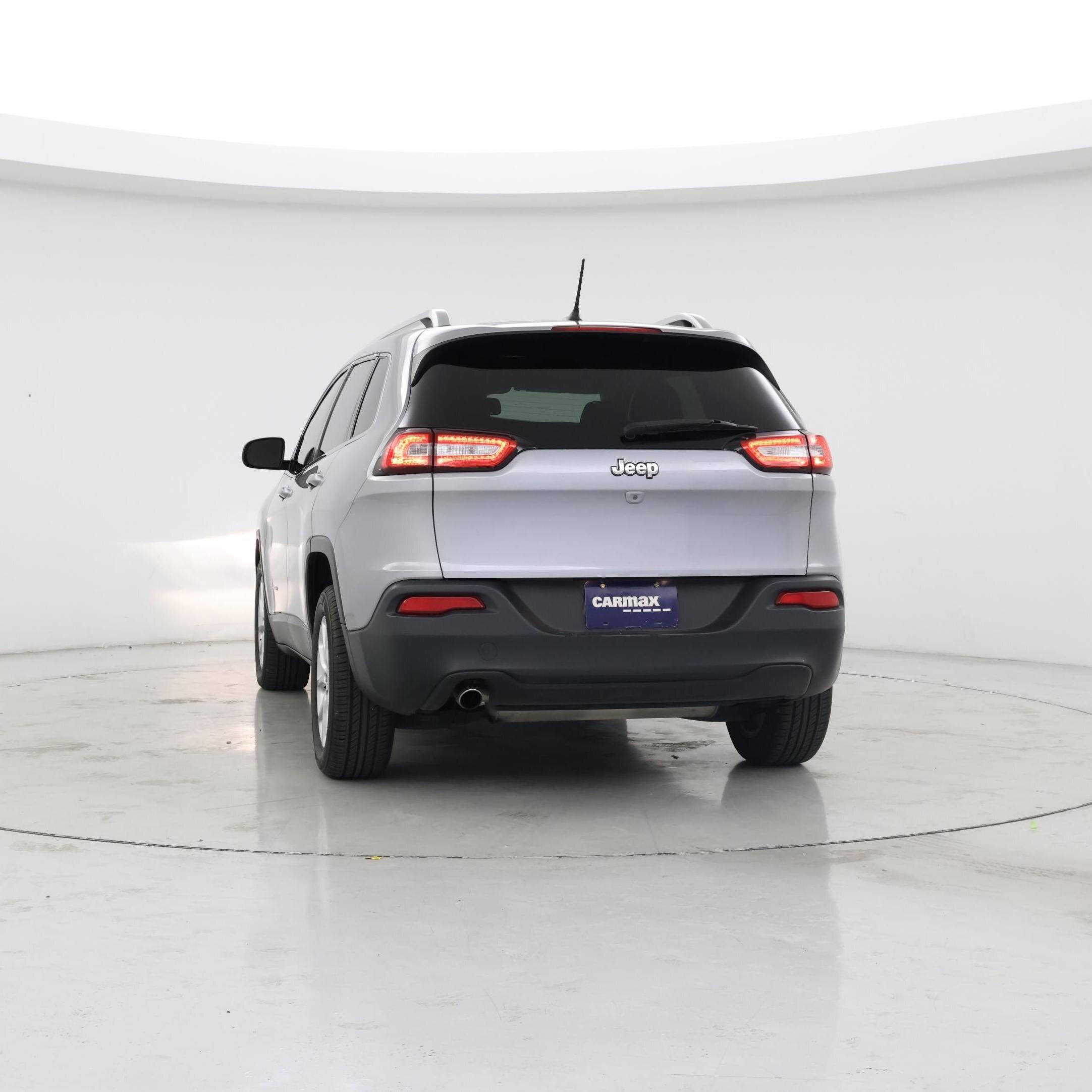 Thumbnail: 2015 Jeep Cherokee - 6