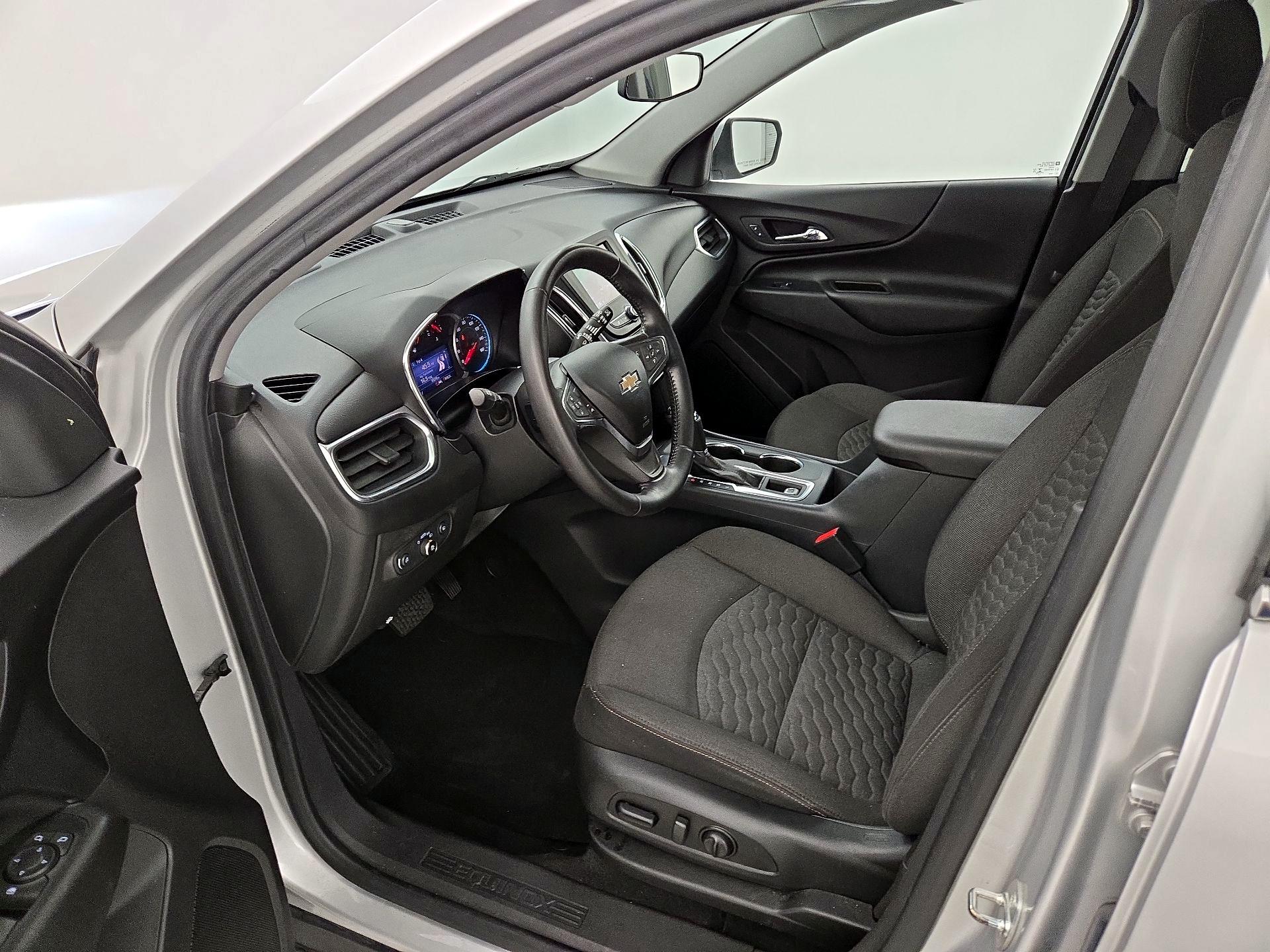 Thumbnail: 2020 Chevrolet Equinox - 11