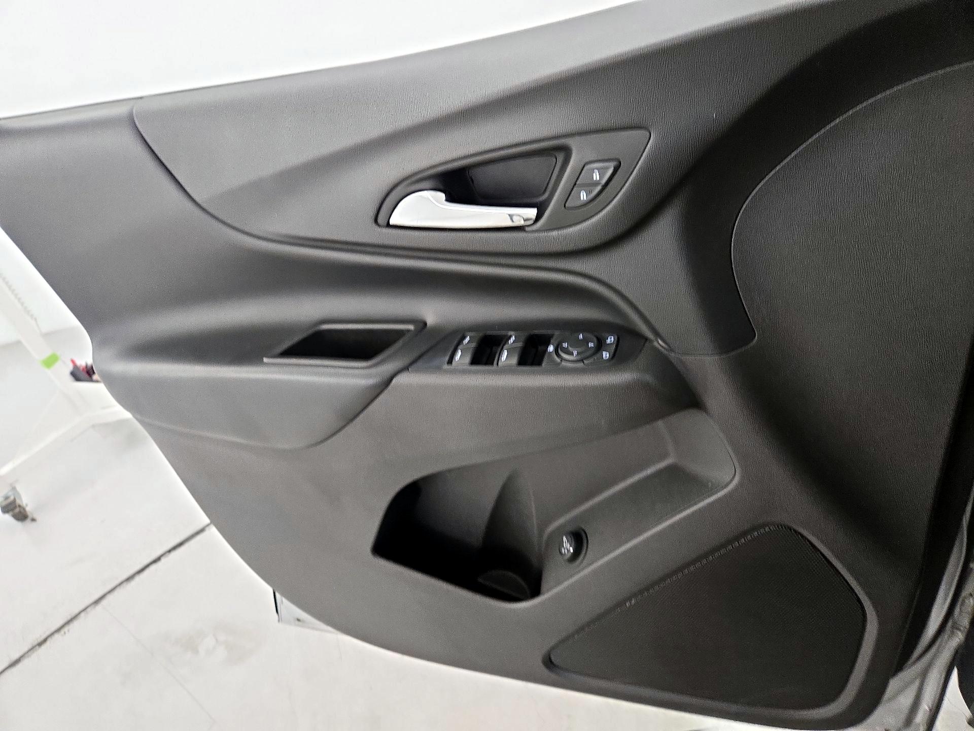 Thumbnail: 2020 Chevrolet Equinox - 12