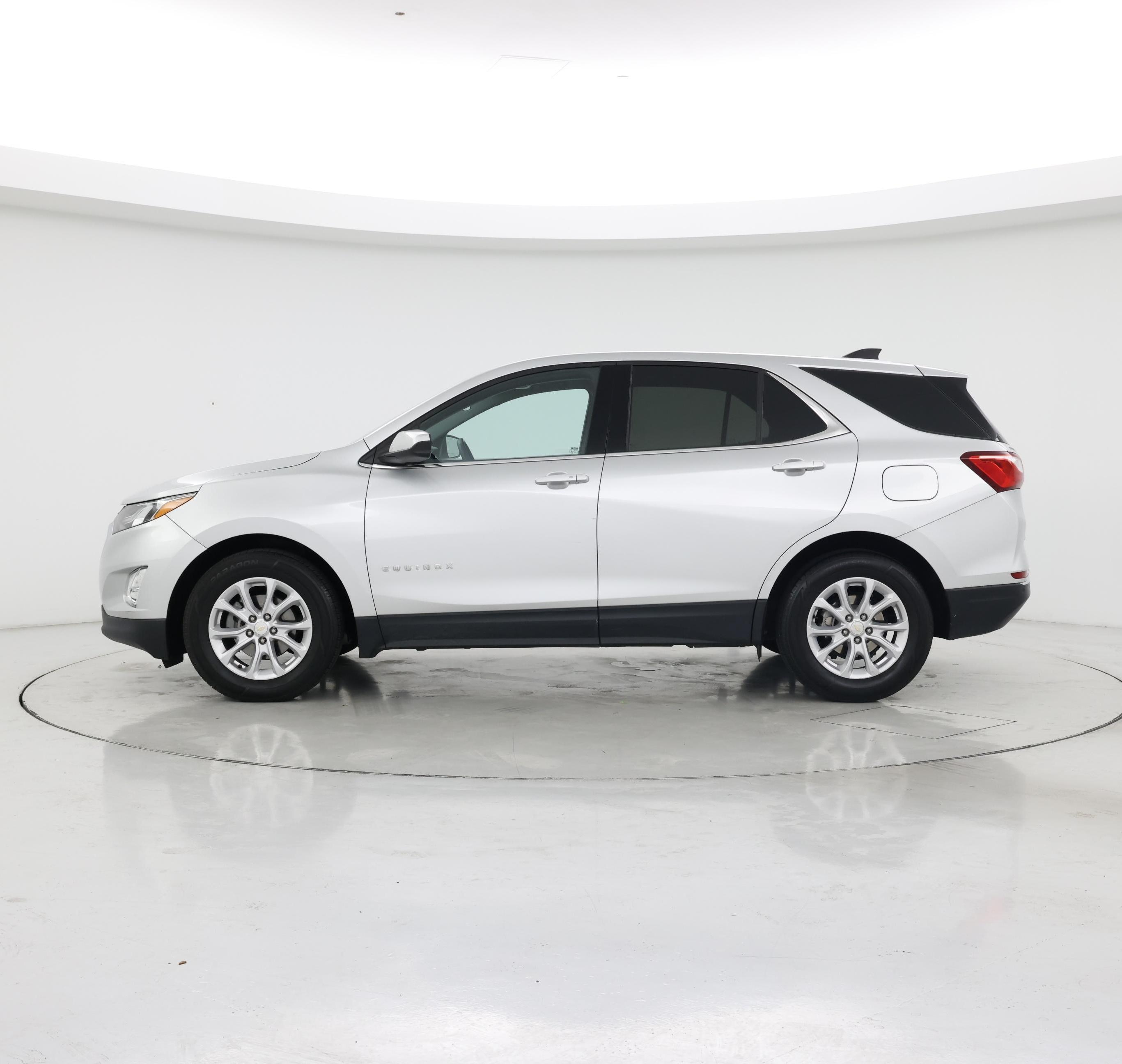 Thumbnail: 2020 Chevrolet Equinox - 3