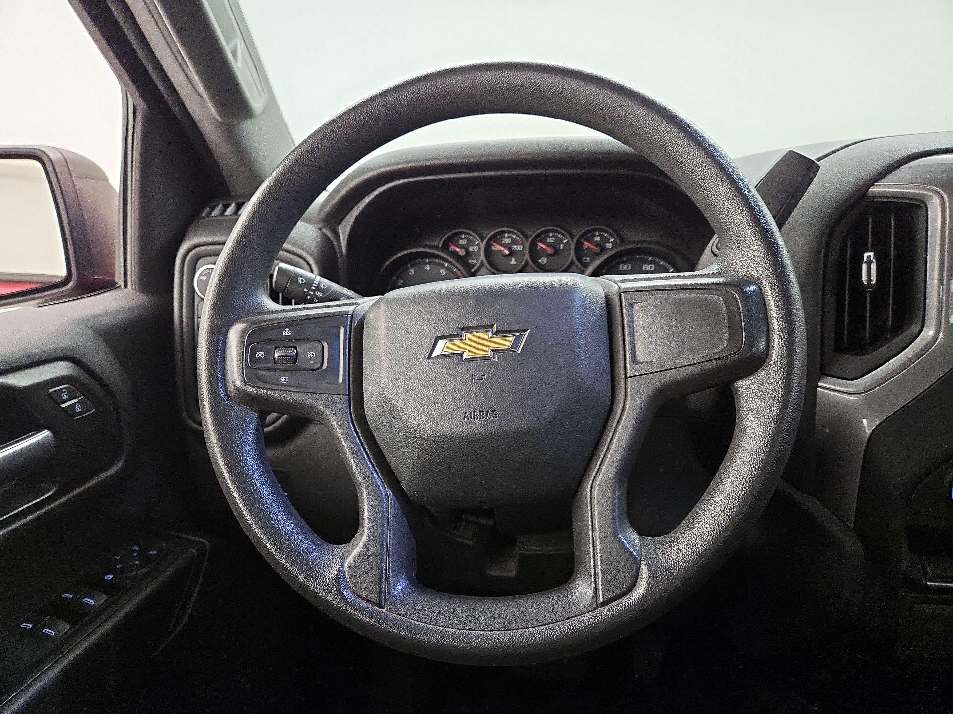 Thumbnail: 2019 Chevrolet Silverado 1500 - 10