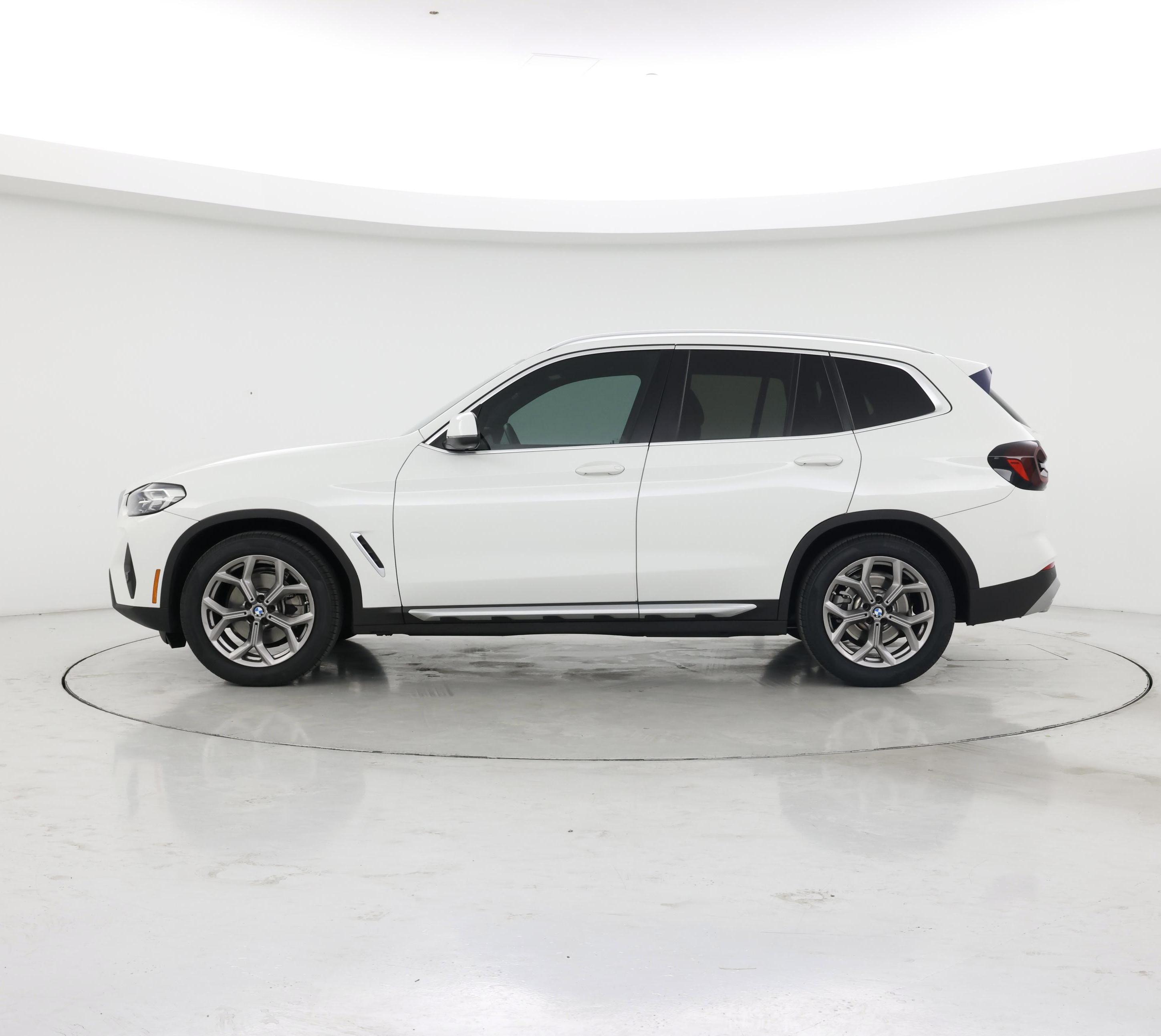 Thumbnail: 2022 BMW X3 - 3