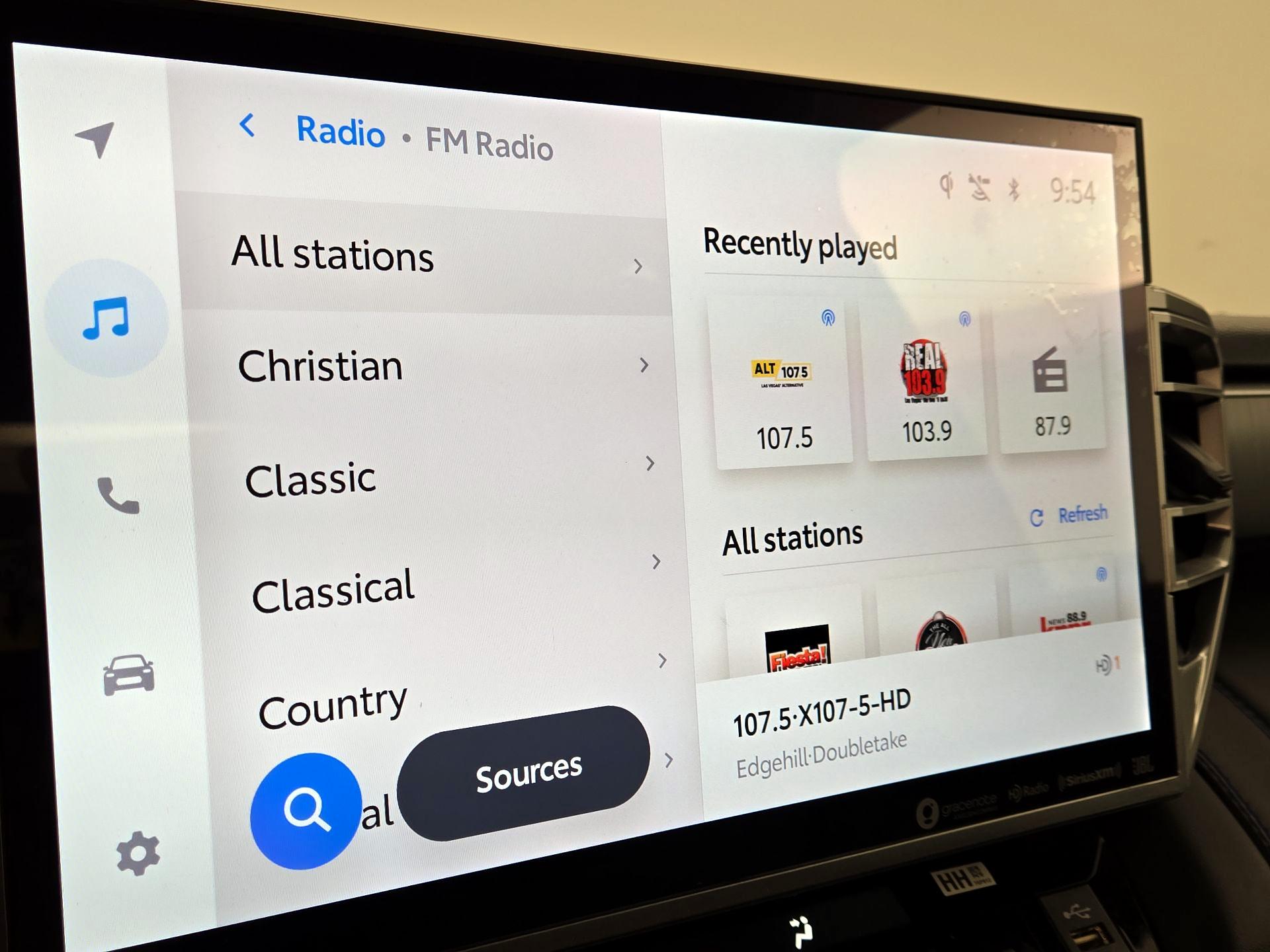 Thumbnail: 2022 Toyota Tundra - 16