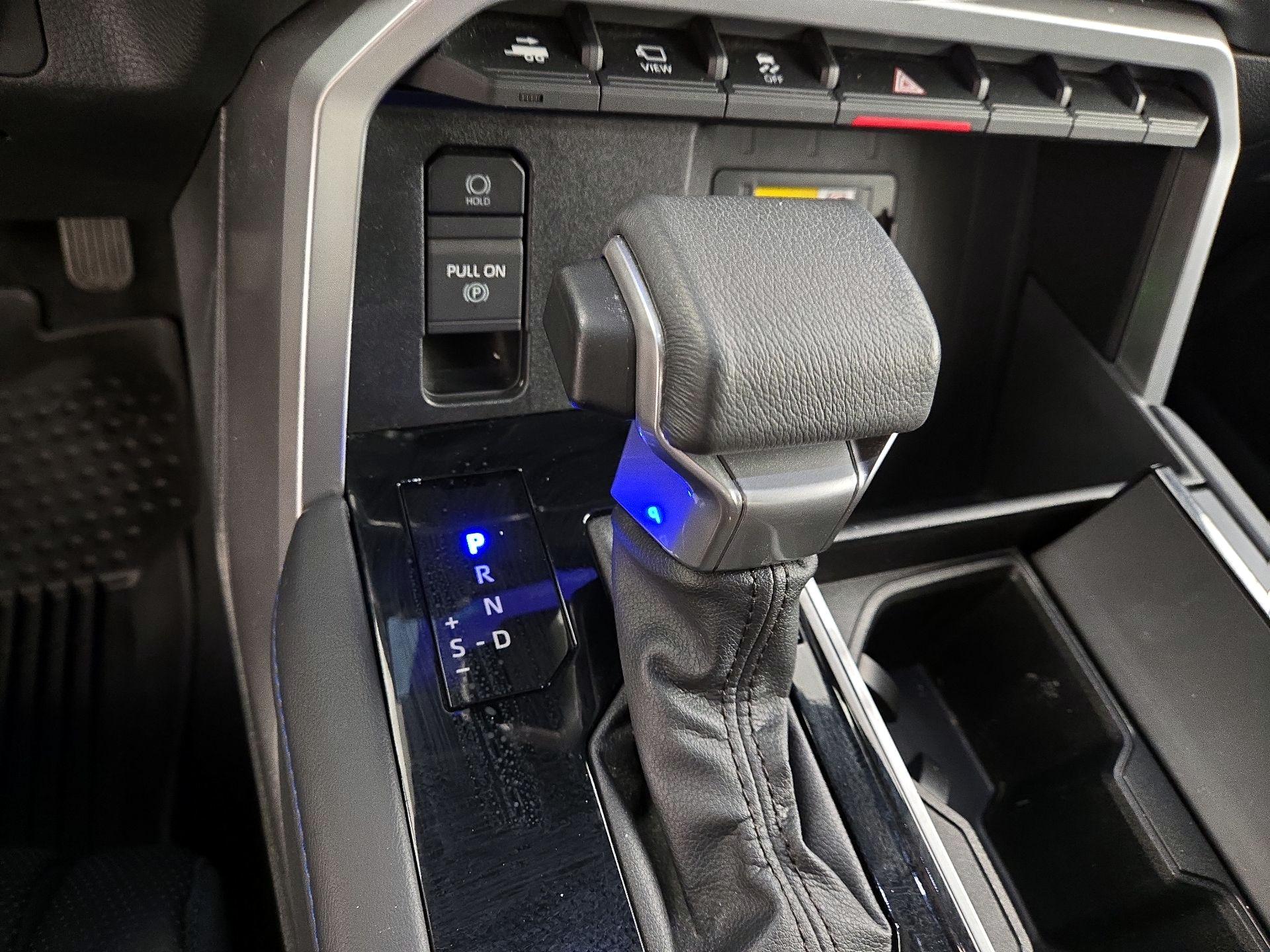 Thumbnail: 2022 Toyota Tundra - 18