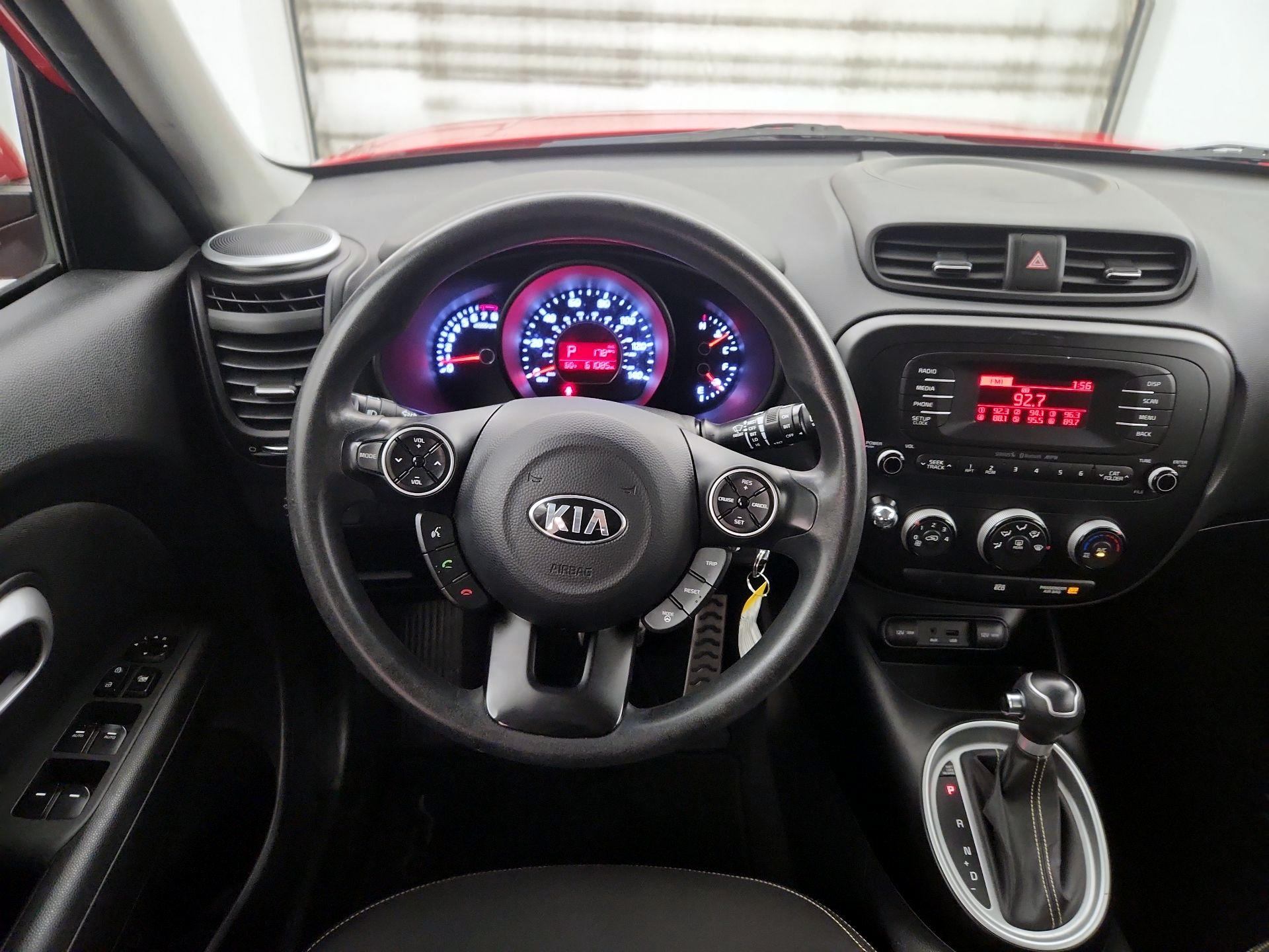 Thumbnail: 2015 Kia Soul - 10