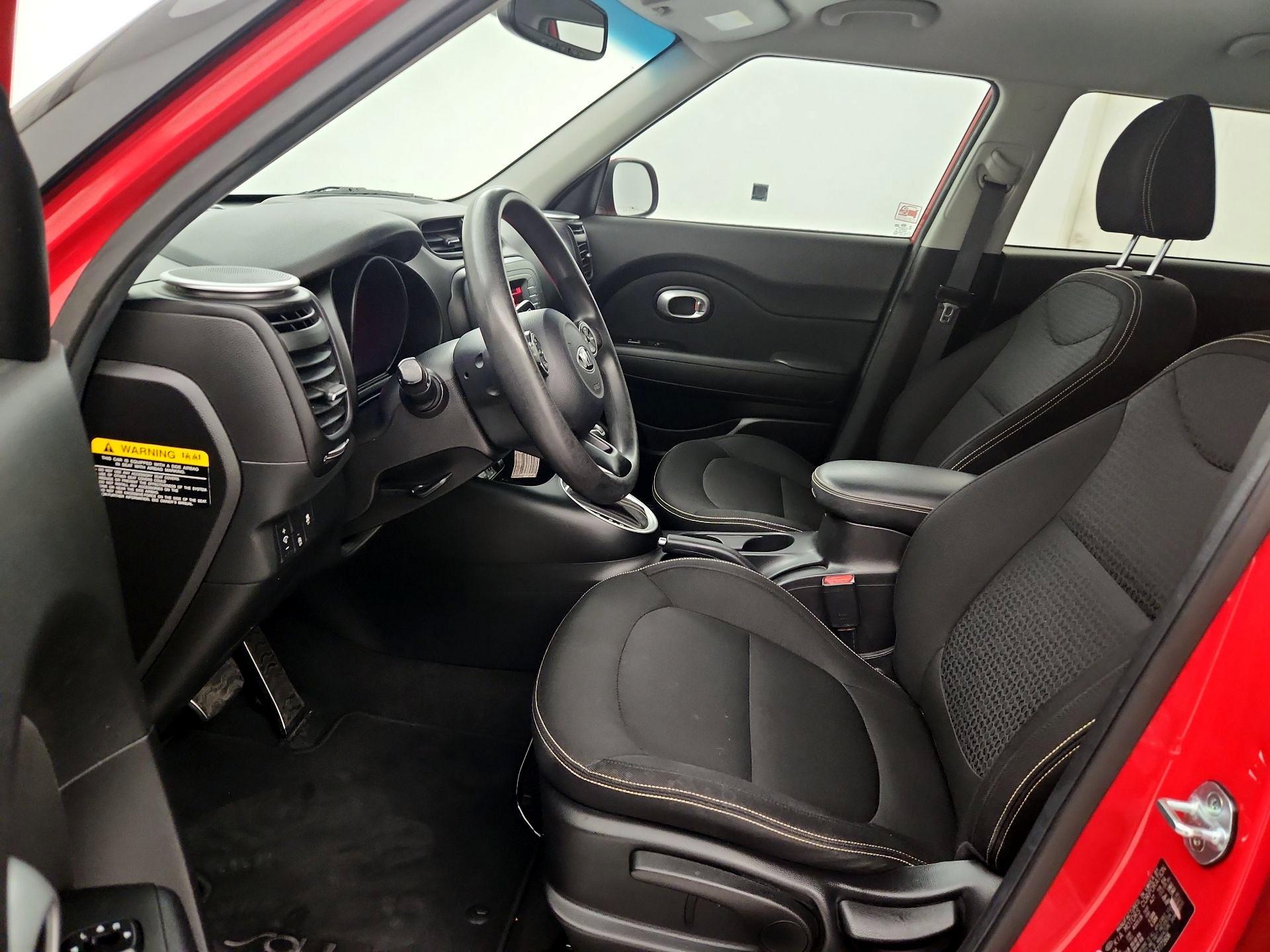 Thumbnail: 2015 Kia Soul - 11