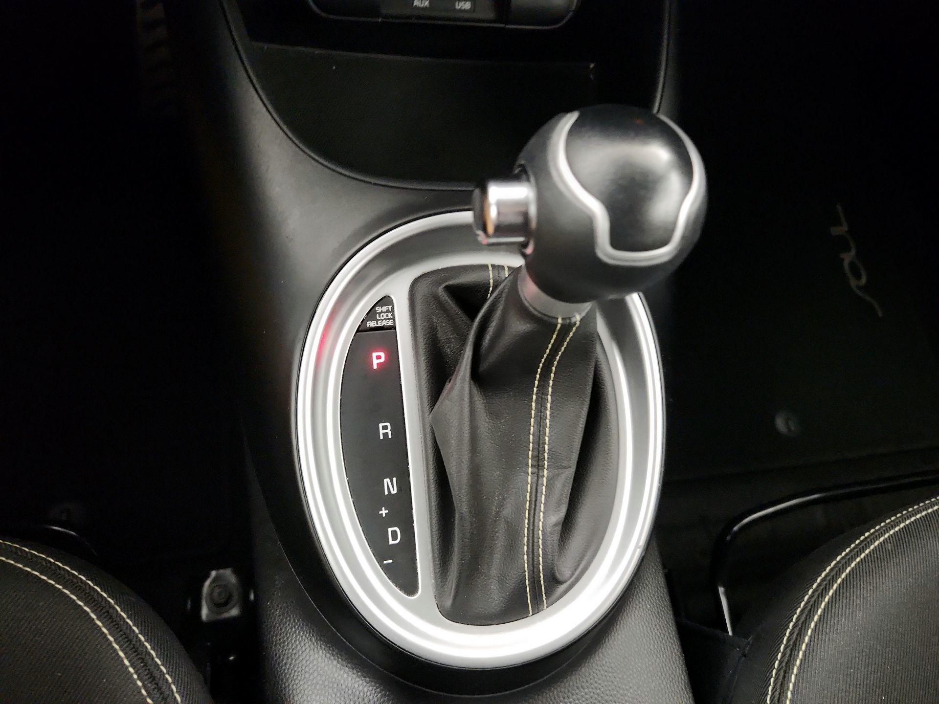 Thumbnail: 2015 Kia Soul - 17