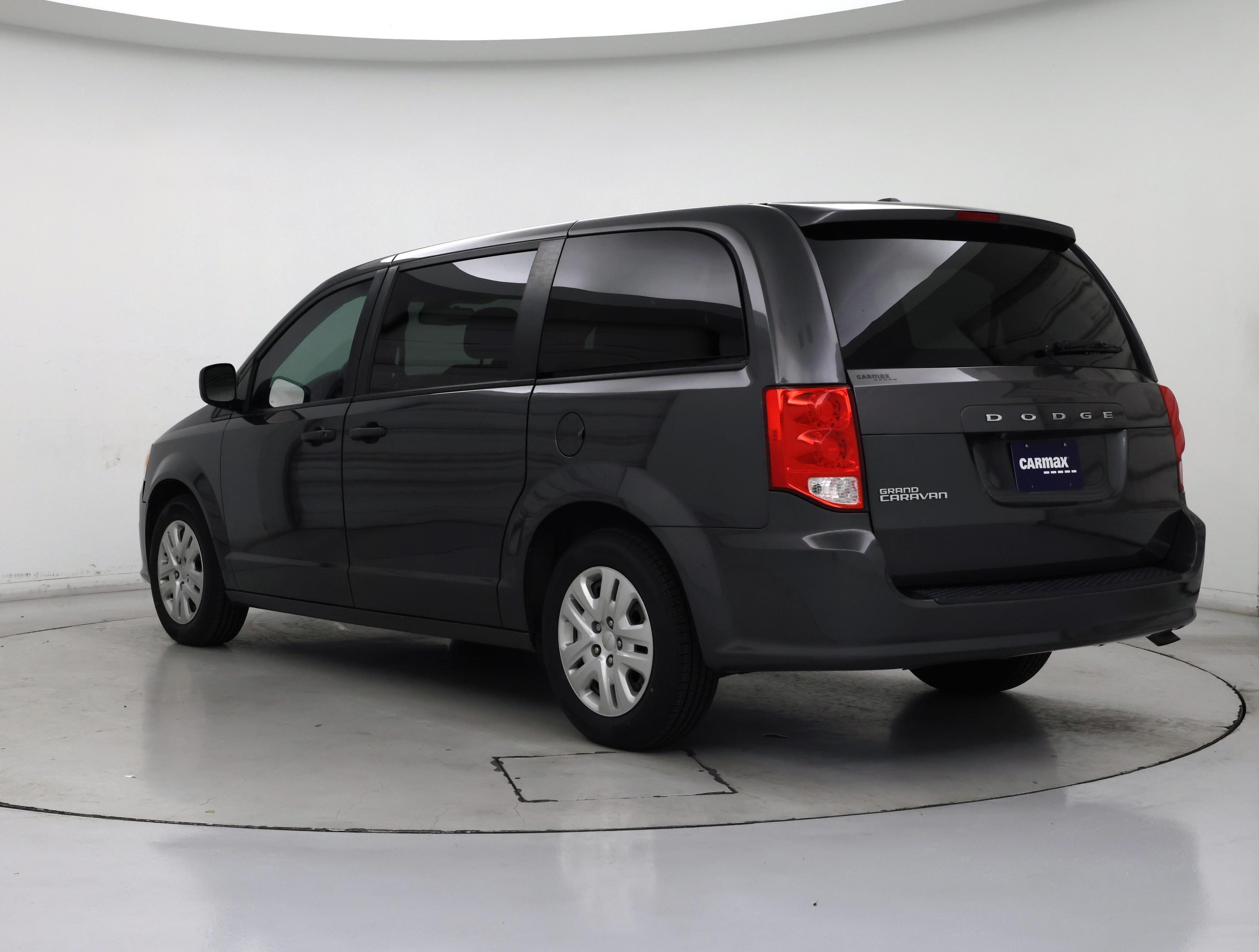 Thumbnail: 2019 Dodge Grand Caravan - 2
