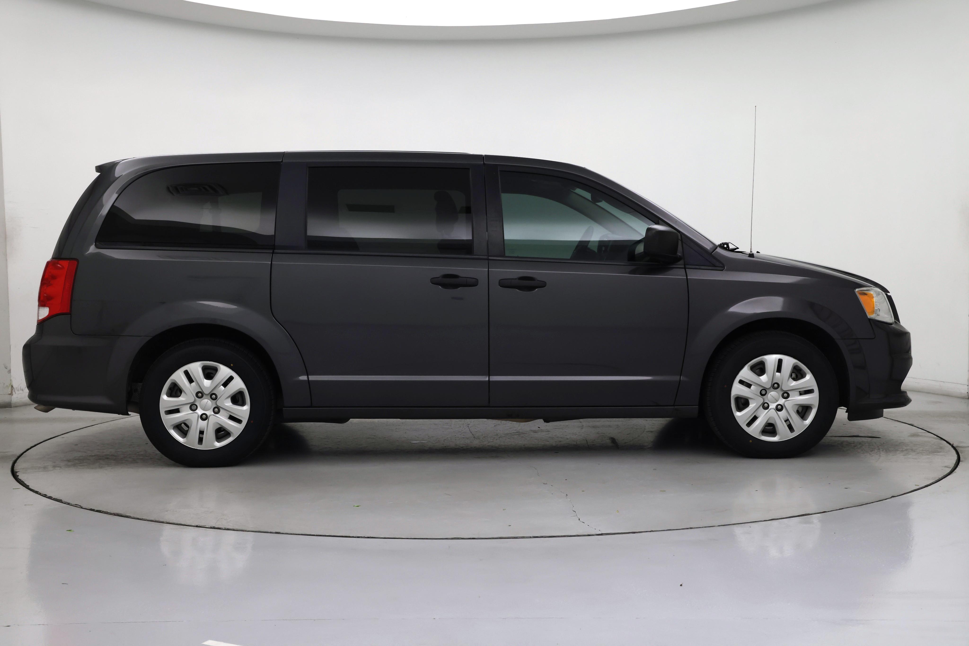 Thumbnail: 2019 Dodge Grand Caravan - 7
