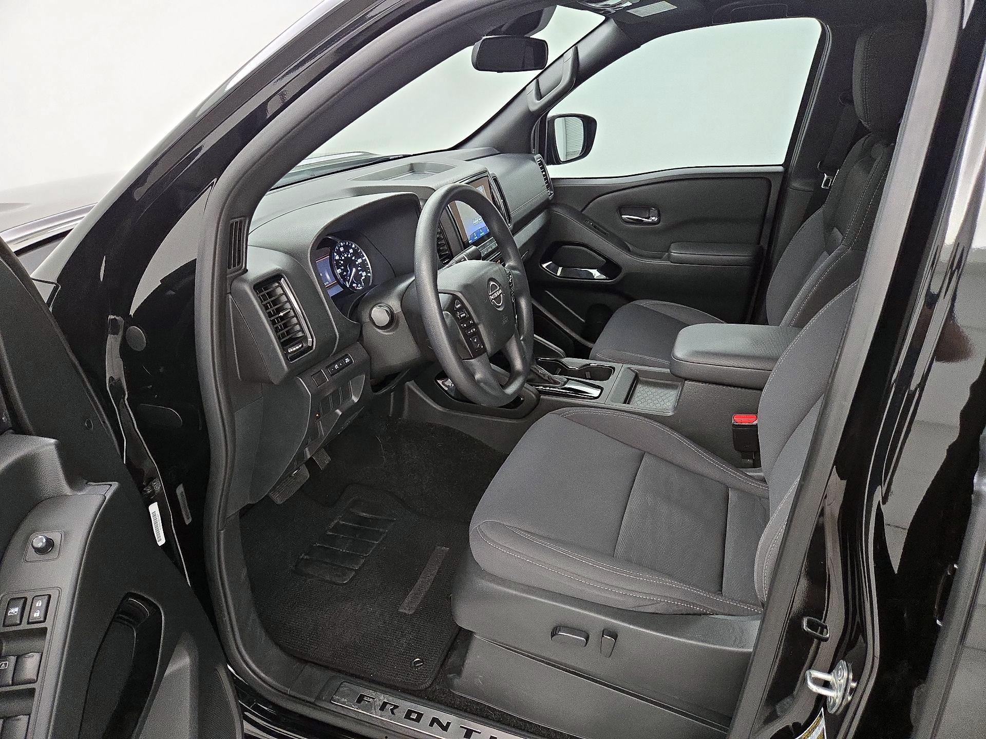 Thumbnail: 2023 Nissan Frontier - 11