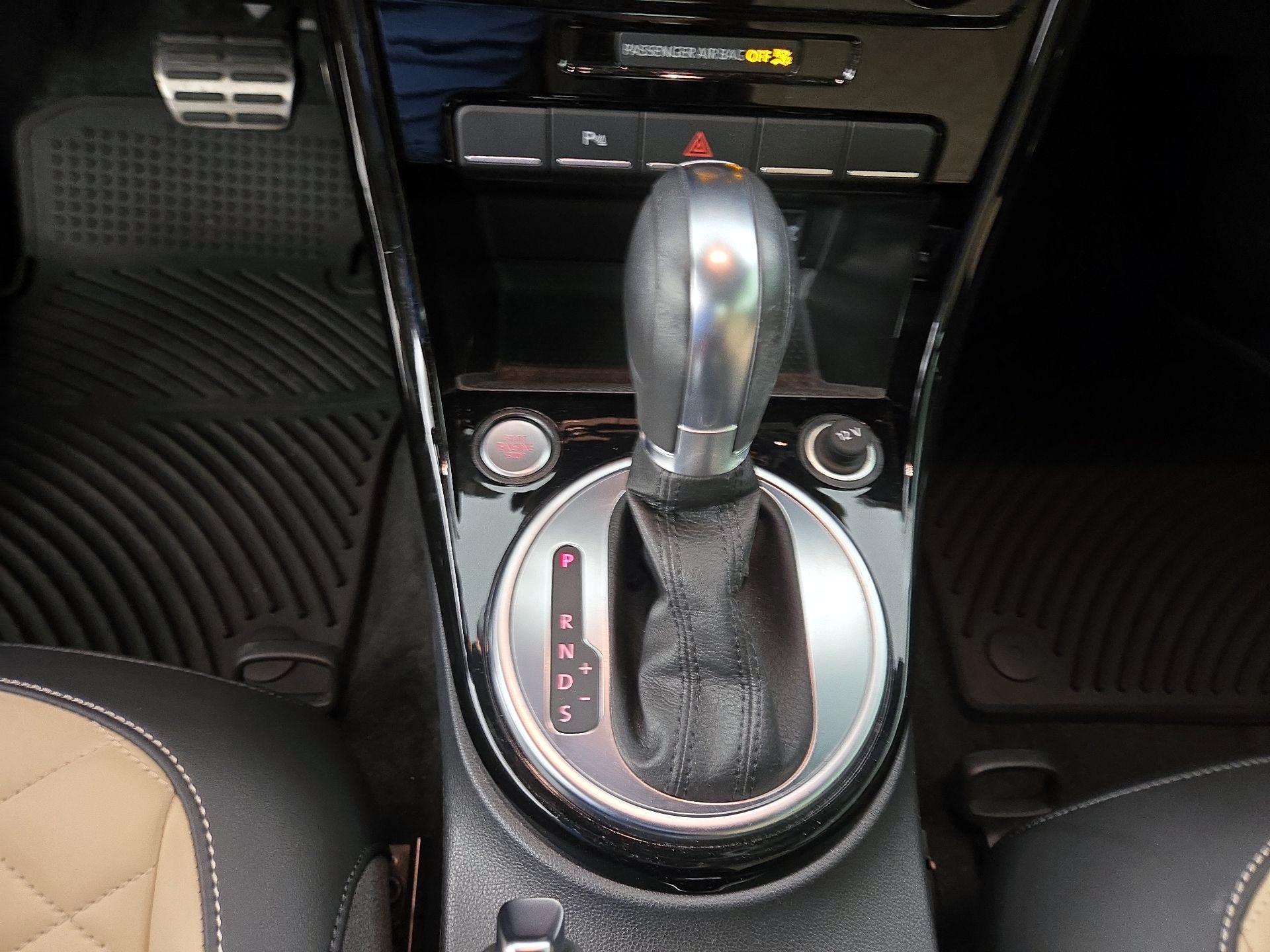 Thumbnail: 2019 Volkswagen Beetle - 18