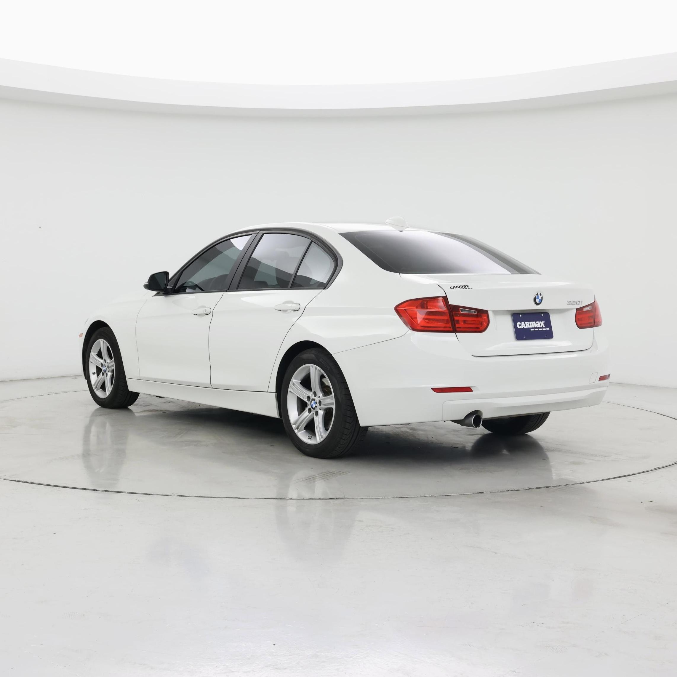 Thumbnail: 2015 BMW 3 Series - 2