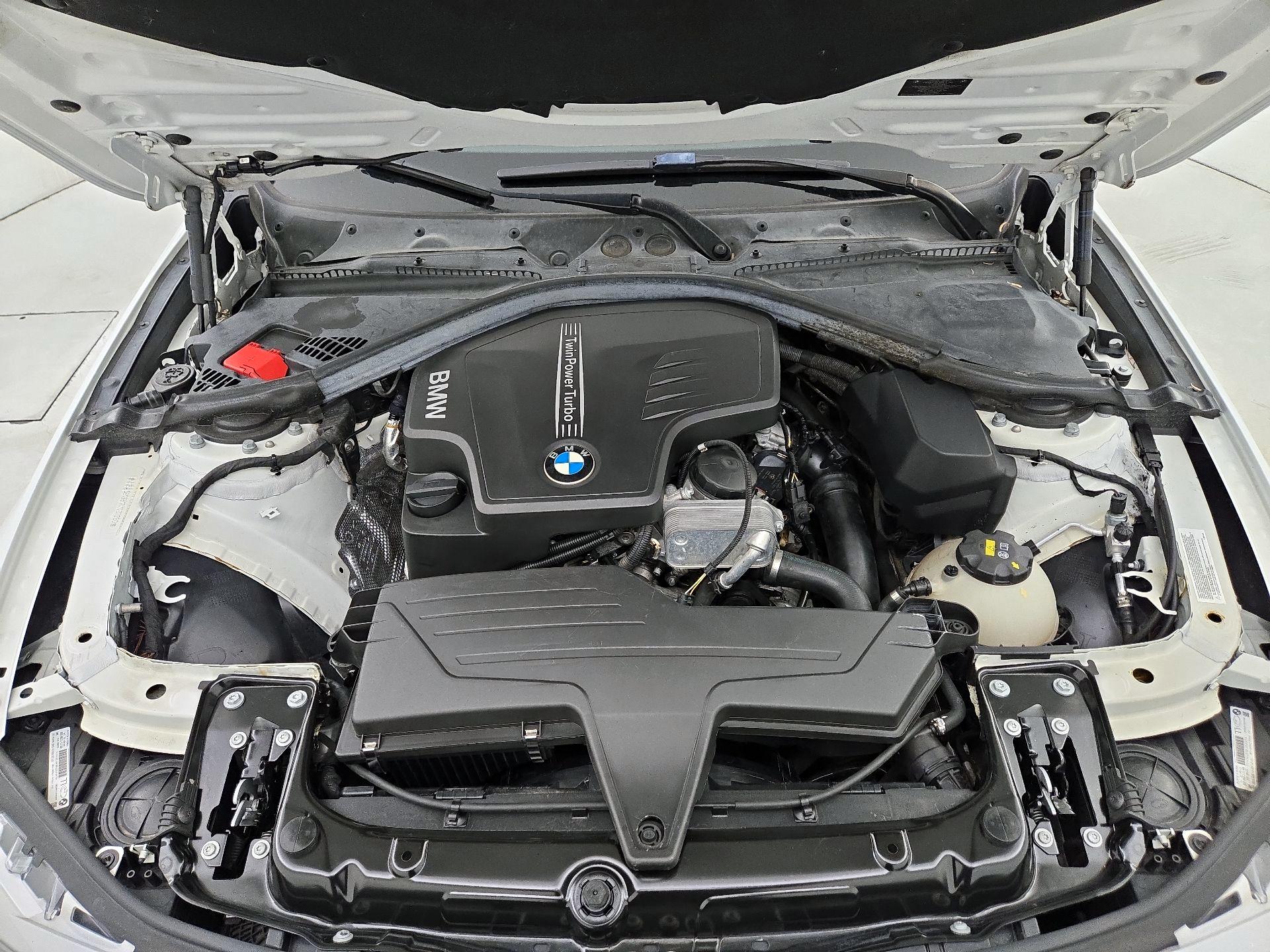 Thumbnail: 2015 BMW 3 Series - 20