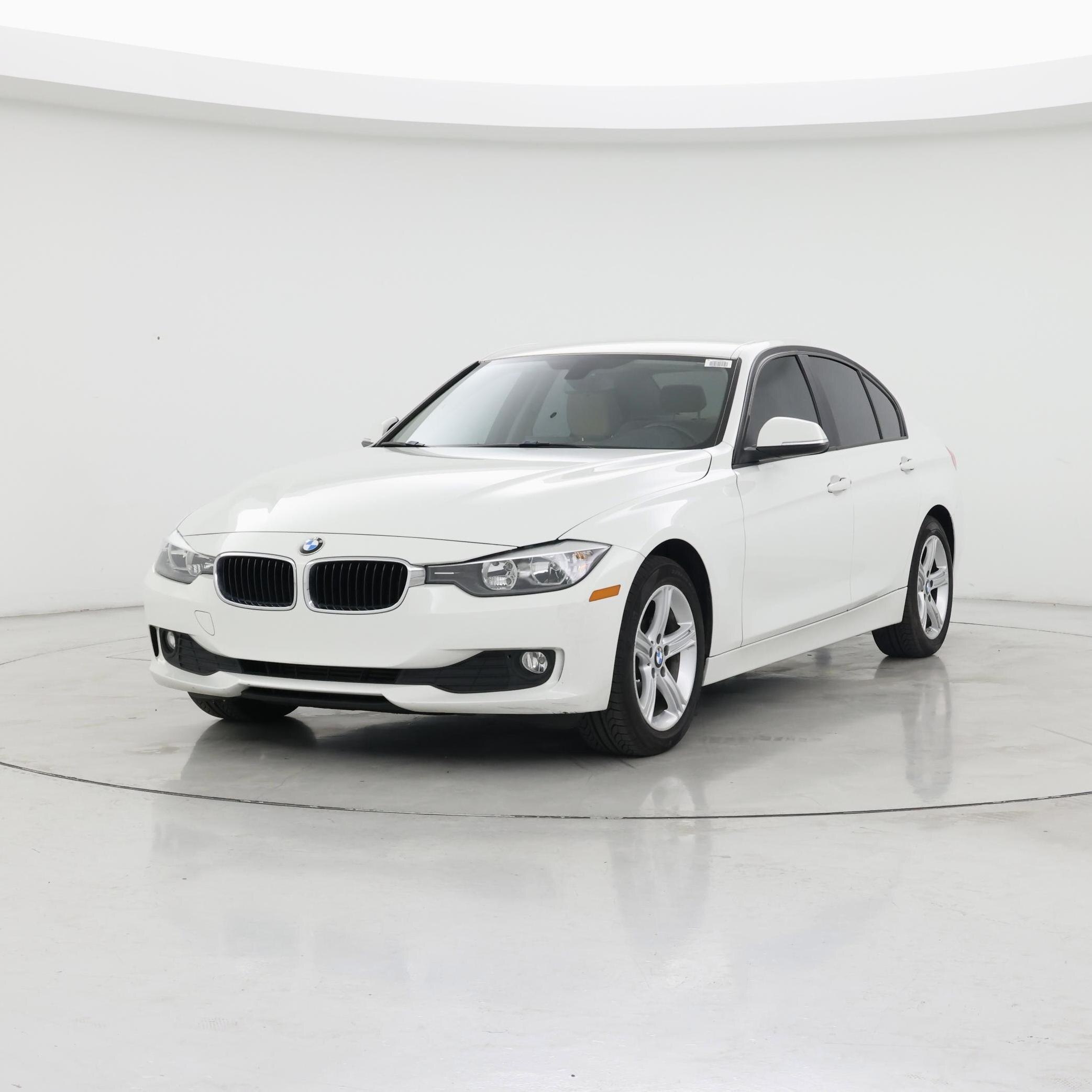 Thumbnail: 2015 BMW 3 Series - 4