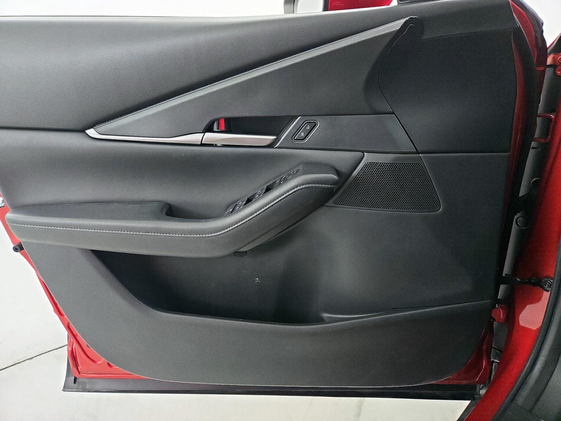 Thumbnail: 2022 Mazda CX-30 - 12