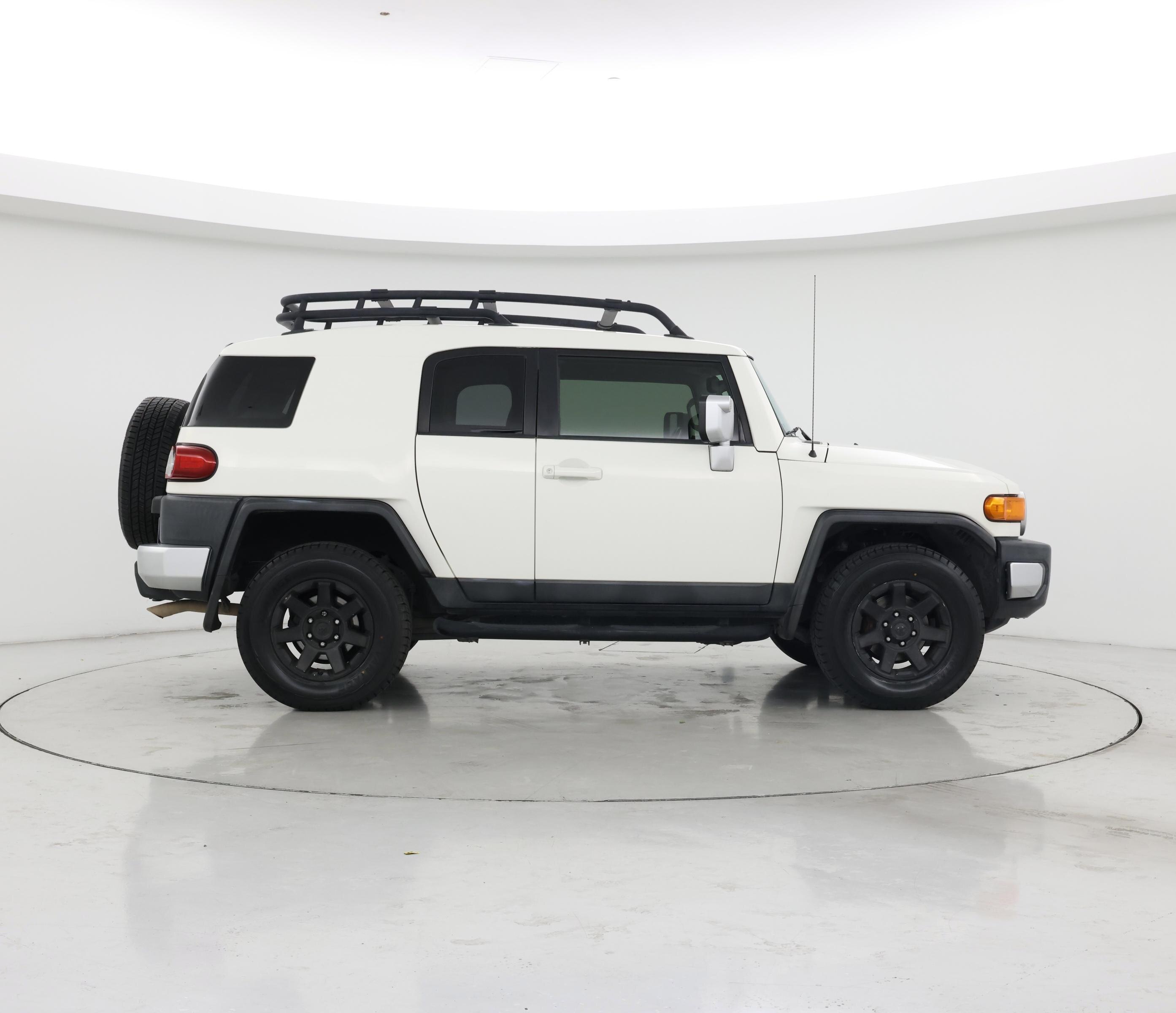 Thumbnail: 2014 Toyota FJ Cruiser - 7