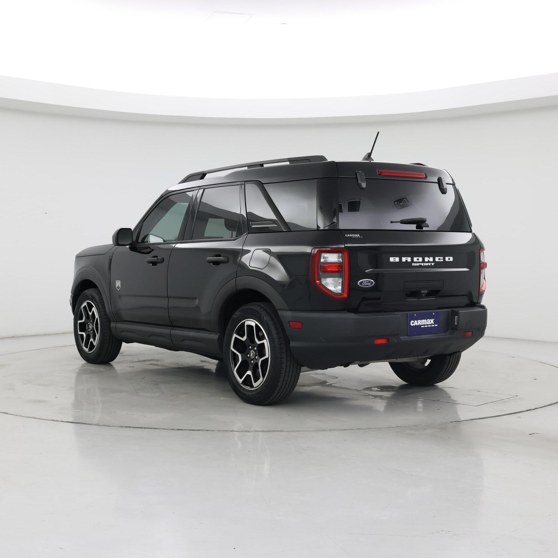 Thumbnail: 2021 Ford Bronco Sport - 2
