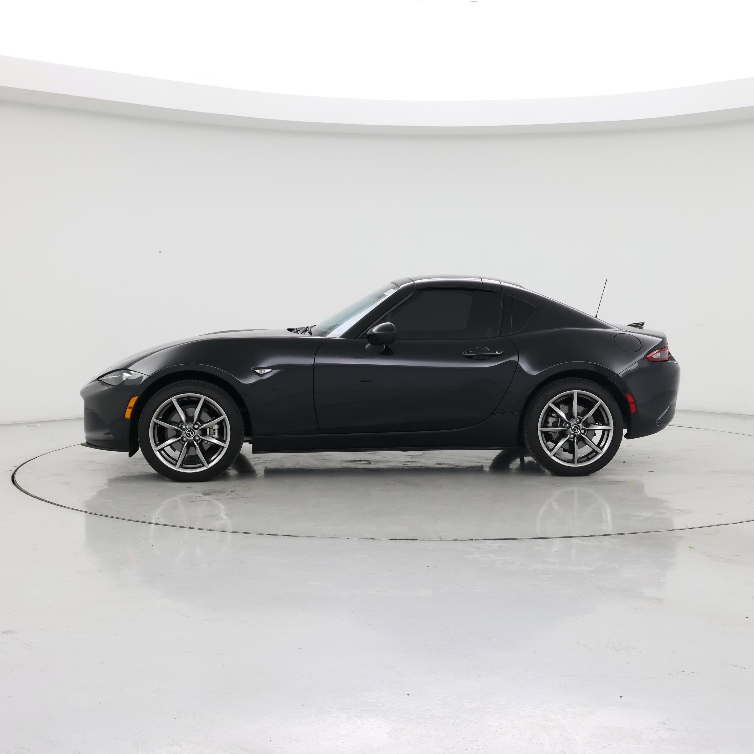 Thumbnail: 2023 Mazda MX-5 Miata - 3