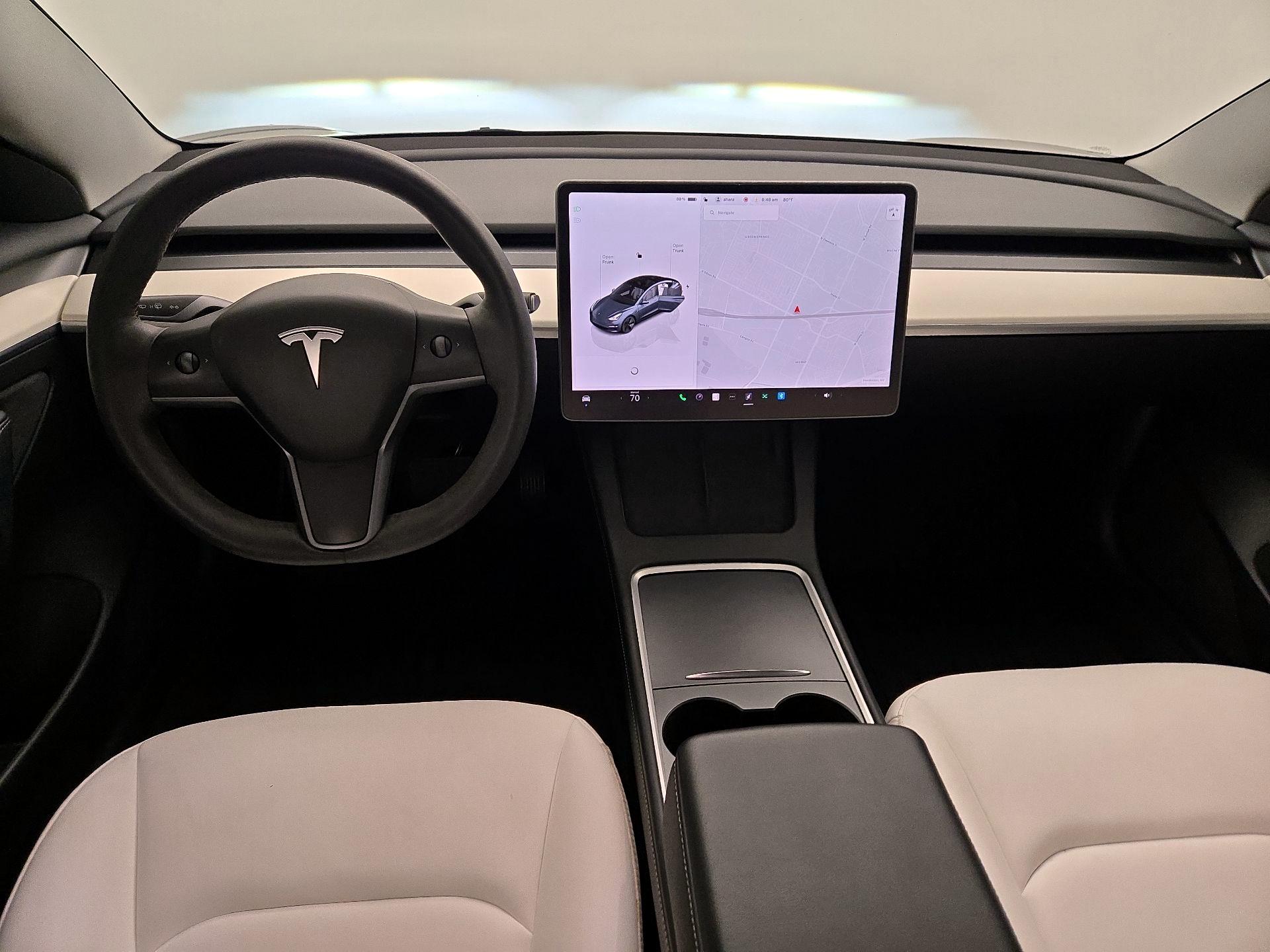 Thumbnail: 2023 Tesla Model 3 - 9