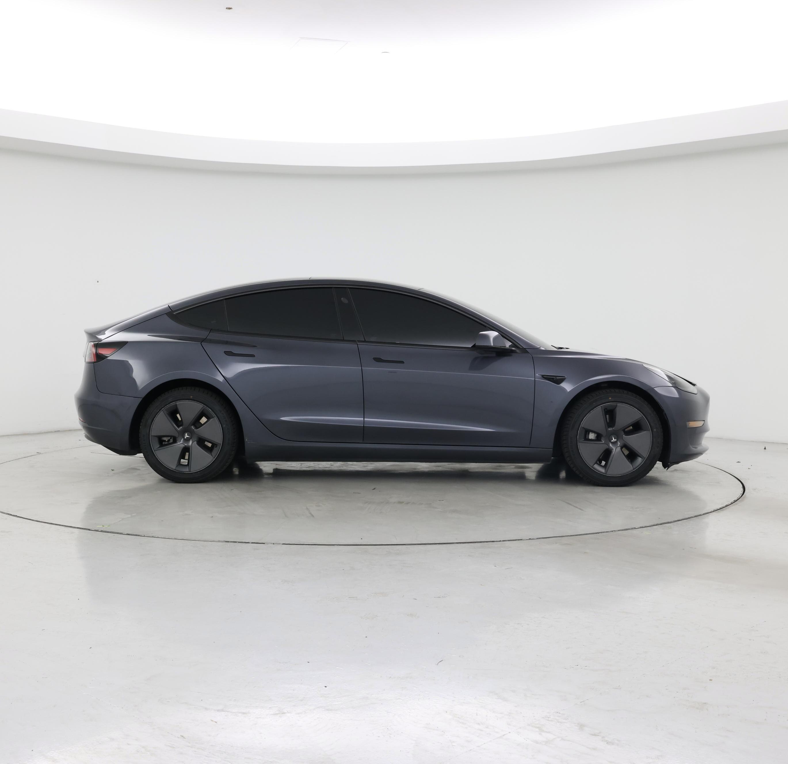 Thumbnail: 2023 Tesla Model 3 - 7