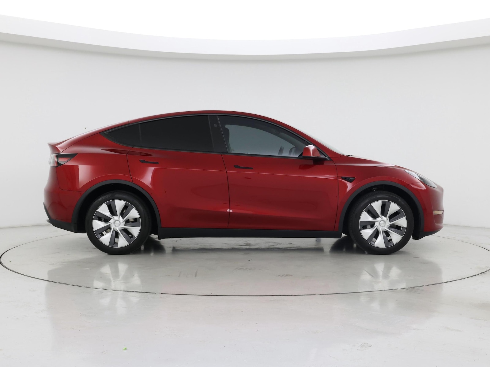 2024 Tesla Model Y Long Range - Photo 8