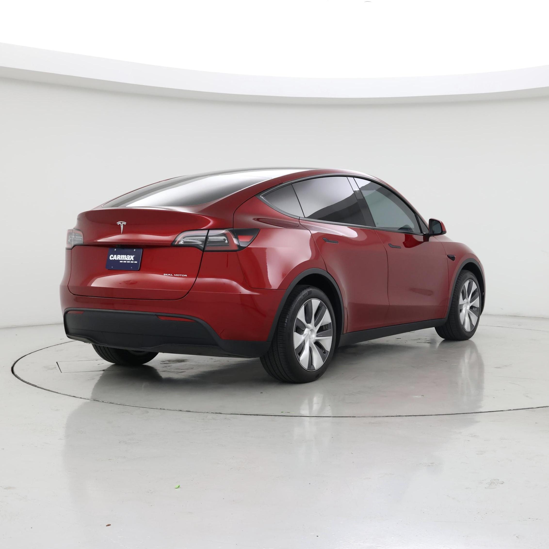 Thumbnail: 2024 Tesla Model Y - 8