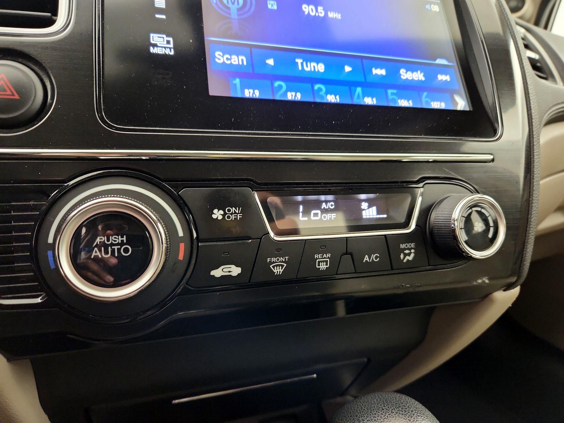 Thumbnail: 2015 Honda Civic - 16