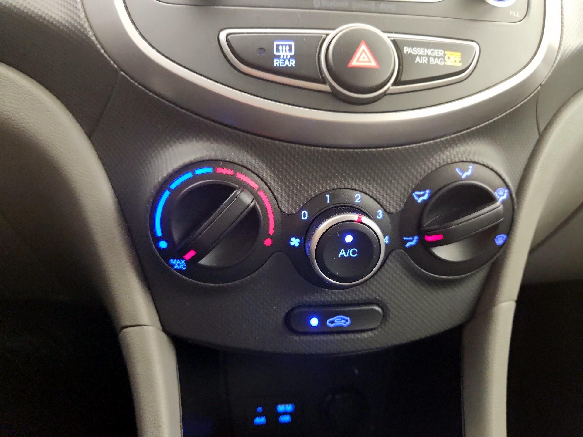 Thumbnail: 2016 Hyundai Accent - 15