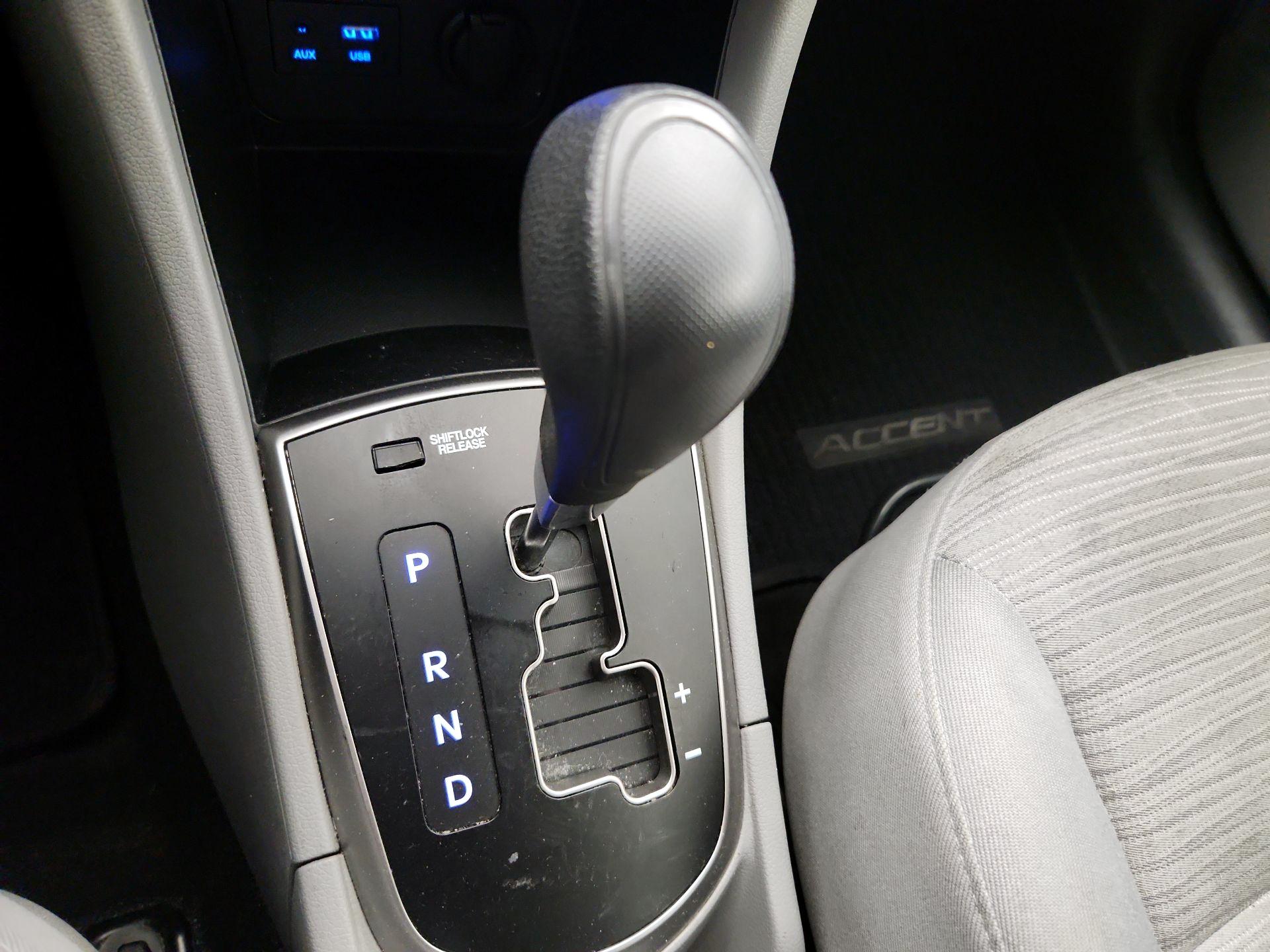 Thumbnail: 2016 Hyundai Accent - 16