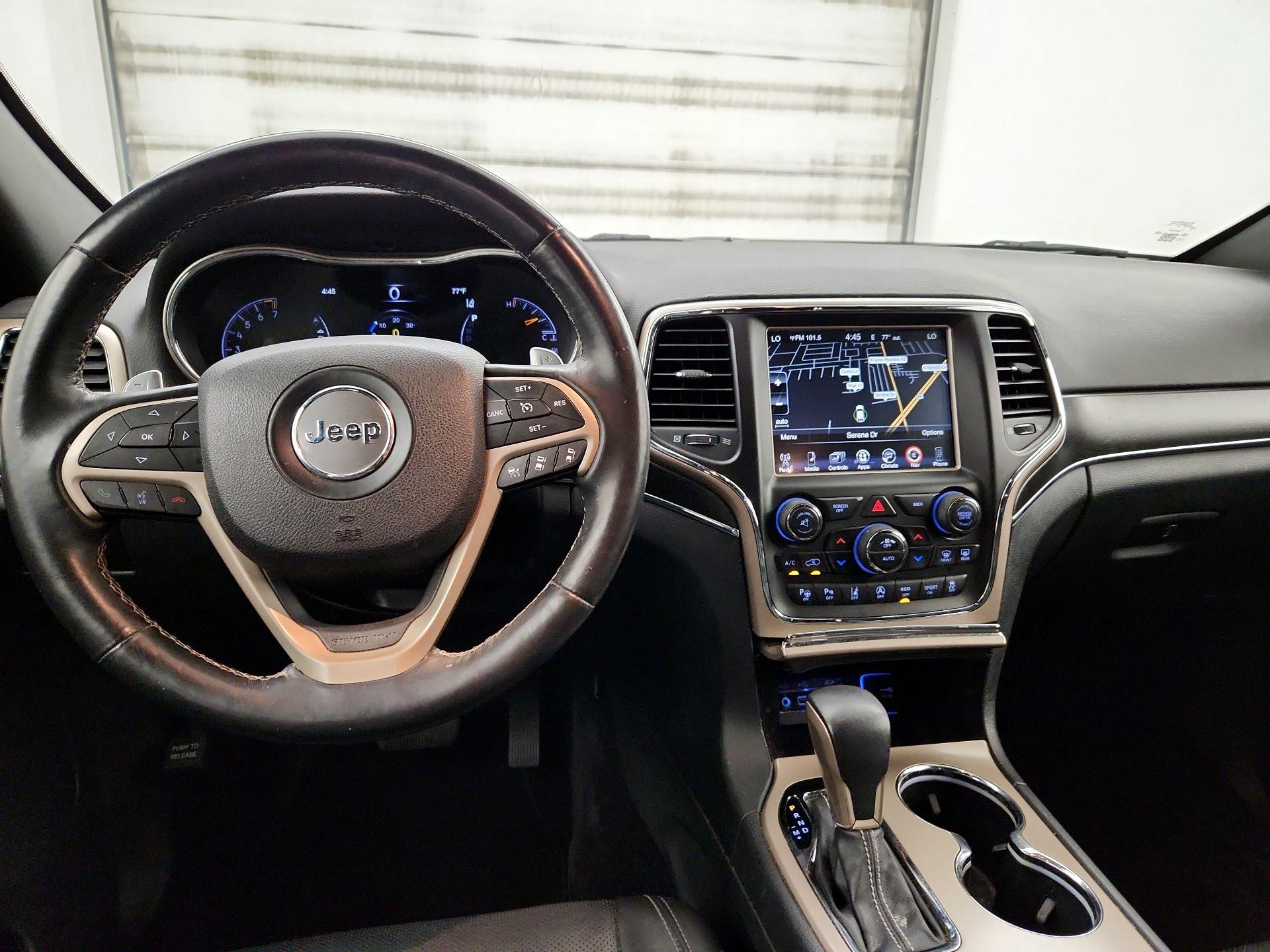 Thumbnail: 2017 Jeep Grand Cherokee - 9