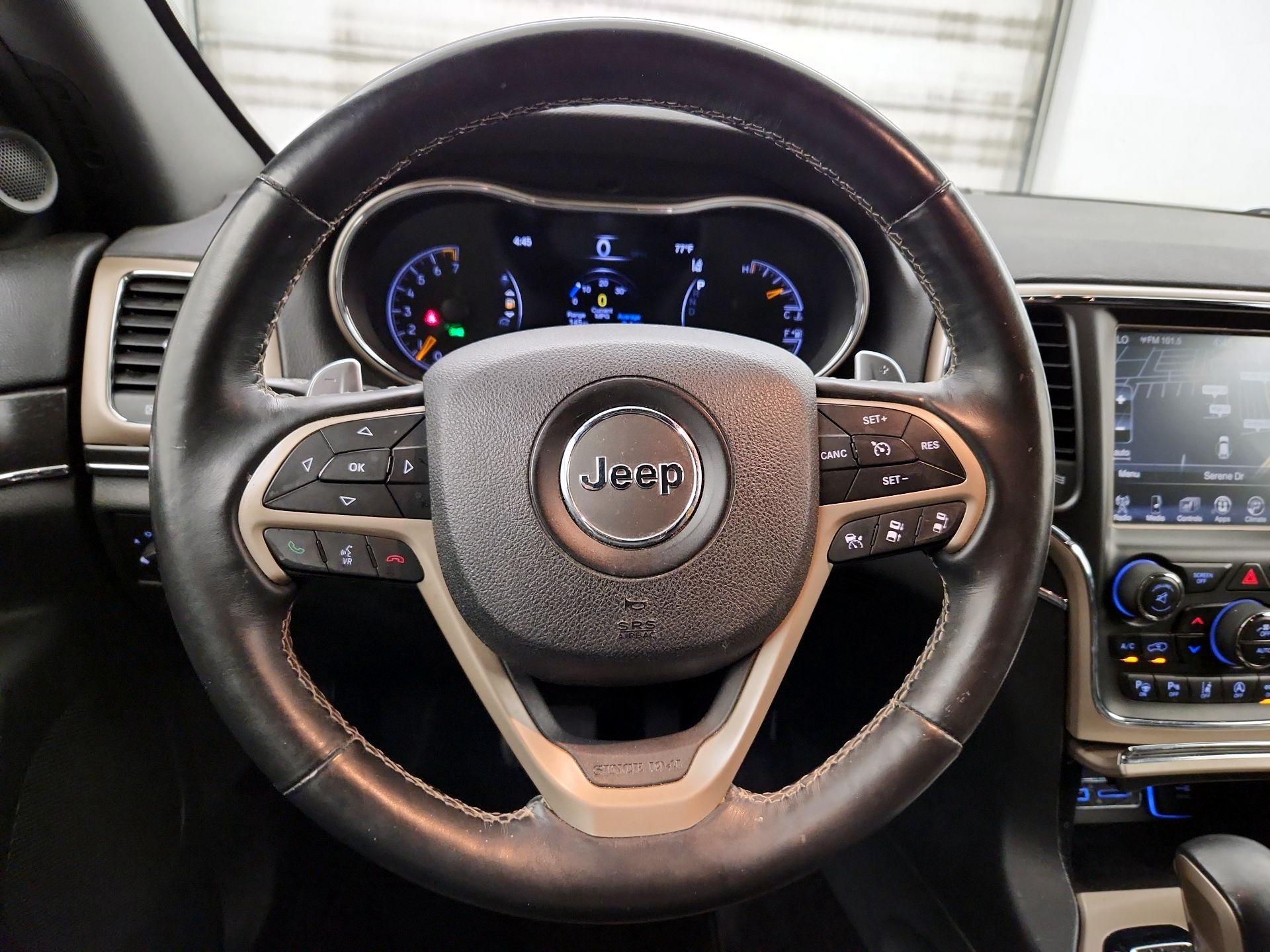 Thumbnail: 2017 Jeep Grand Cherokee - 10