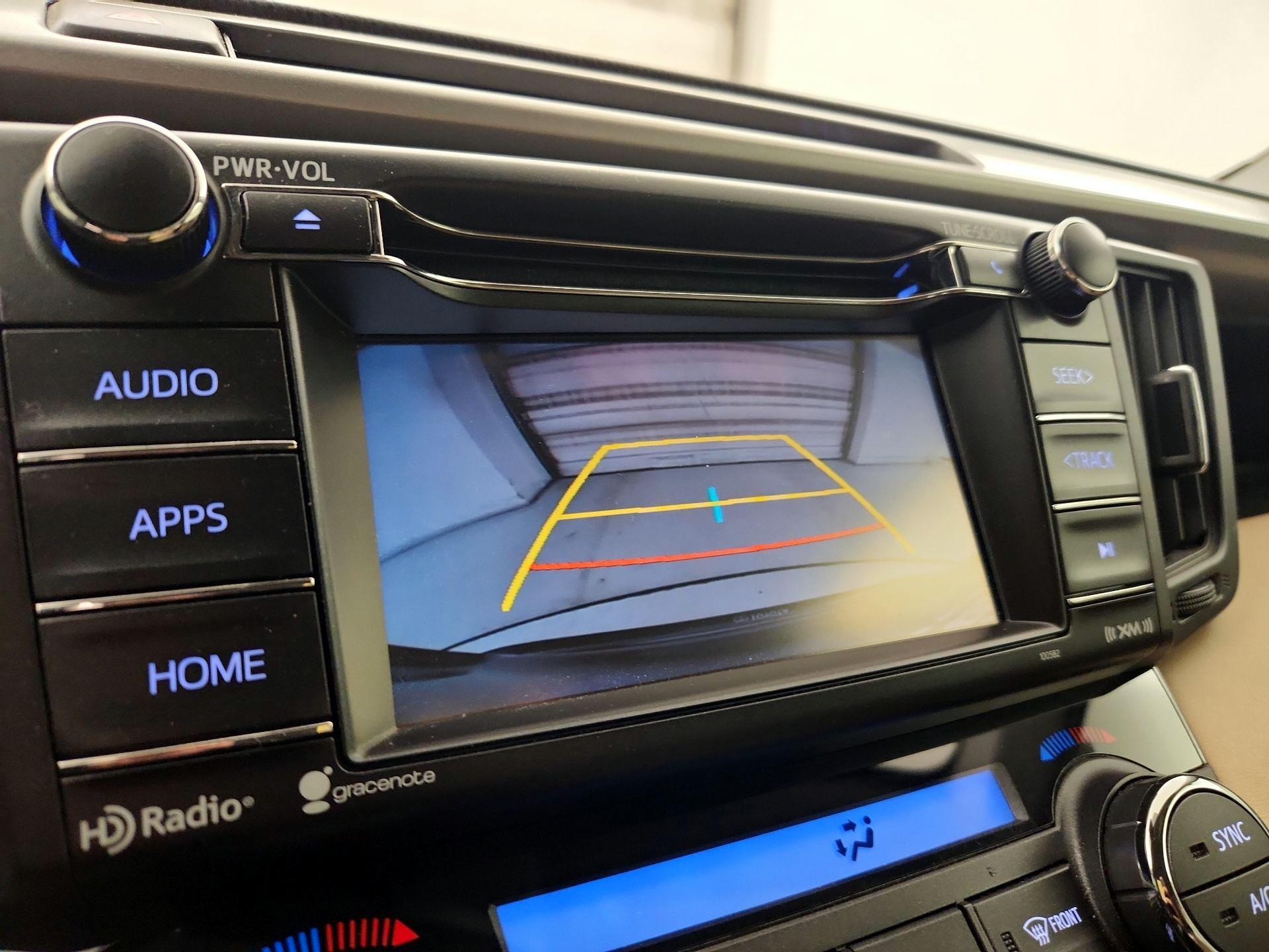 Thumbnail: 2018 Toyota RAV4 - 14