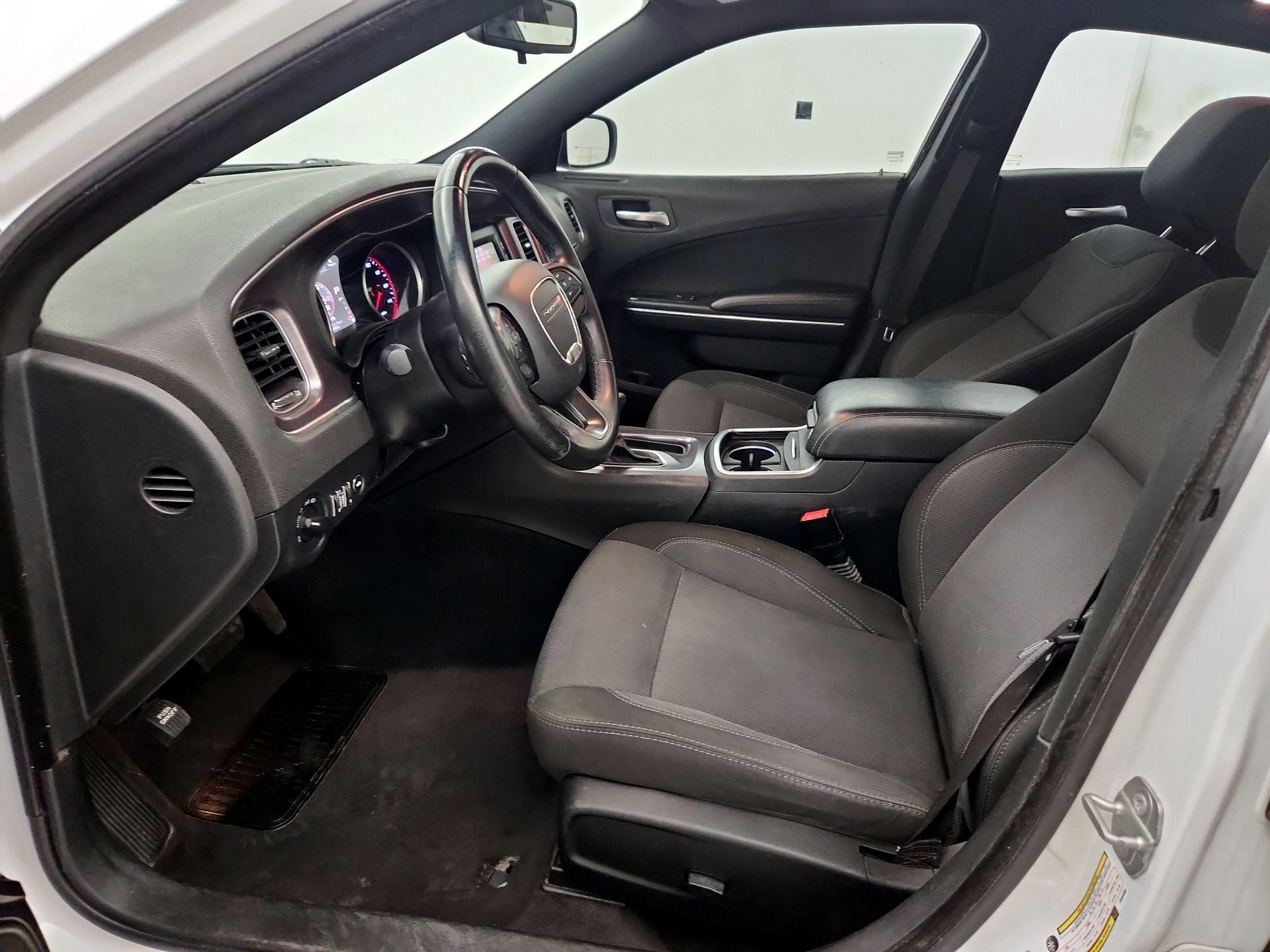 Thumbnail: 2017 Dodge Charger - 11