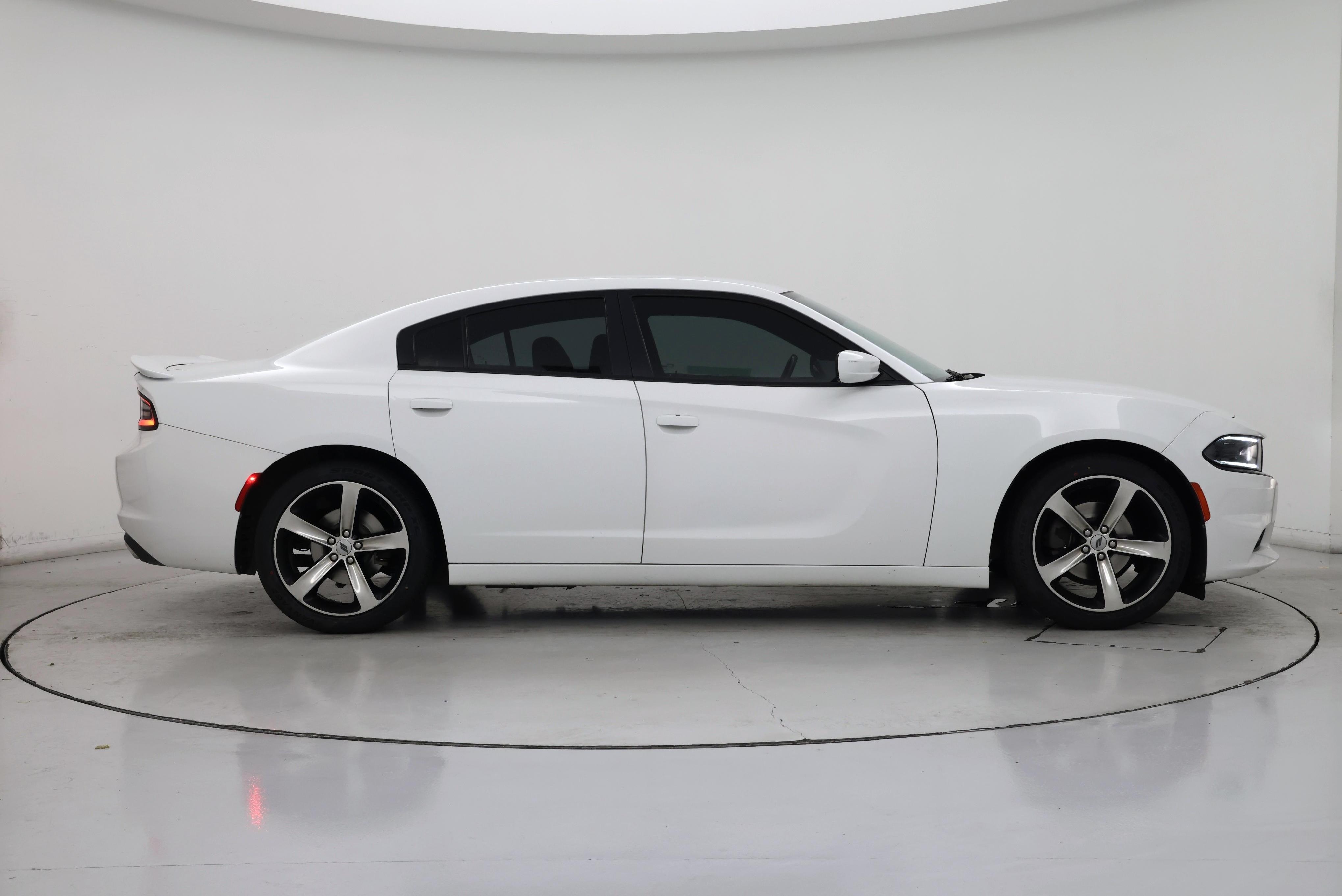 Thumbnail: 2017 Dodge Charger - 7