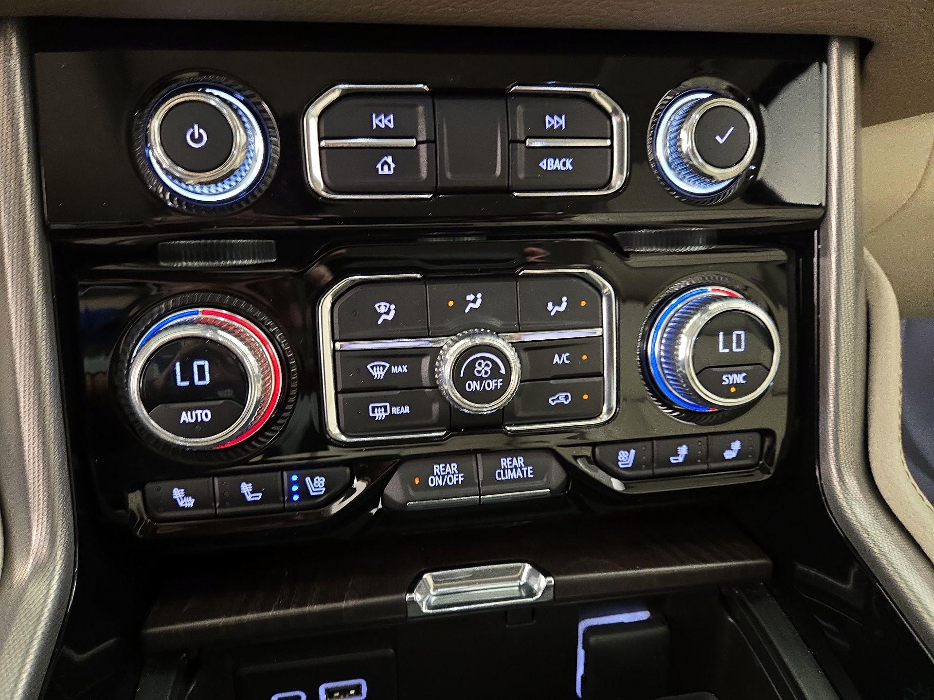 Thumbnail: 2023 GMC Yukon - 16
