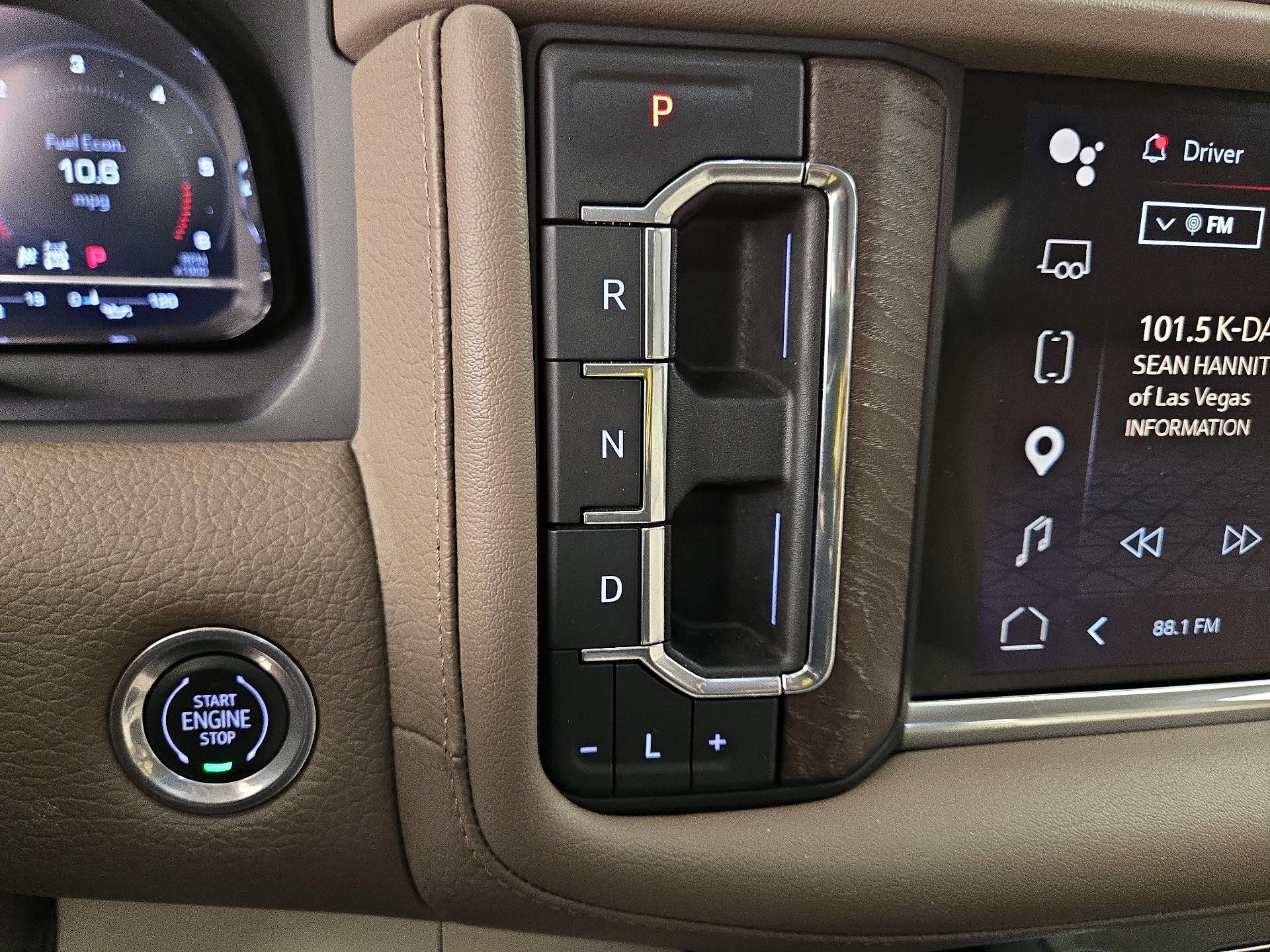 Thumbnail: 2023 GMC Yukon - 17
