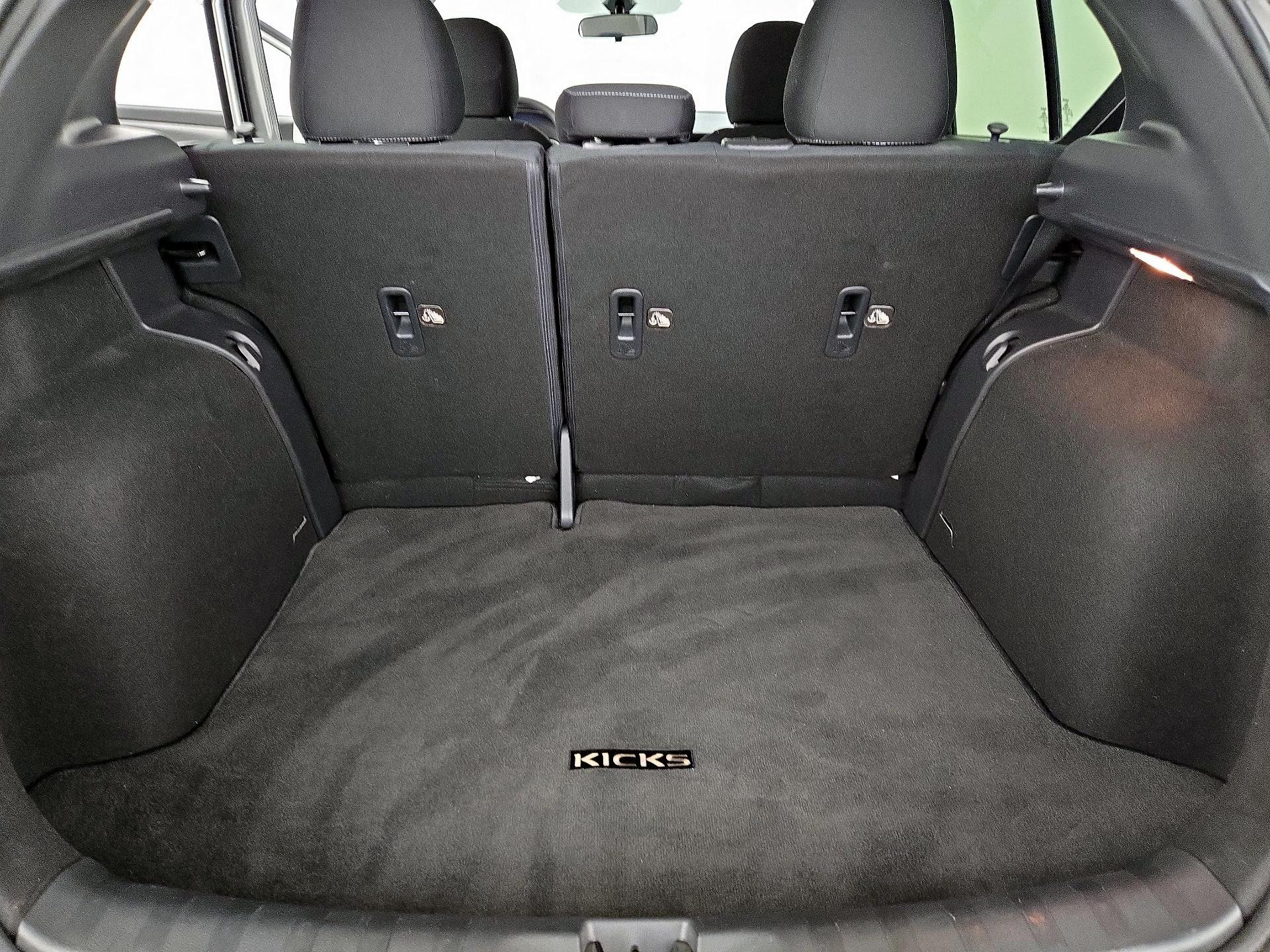 Thumbnail: 2020 Nissan Kicks - 20