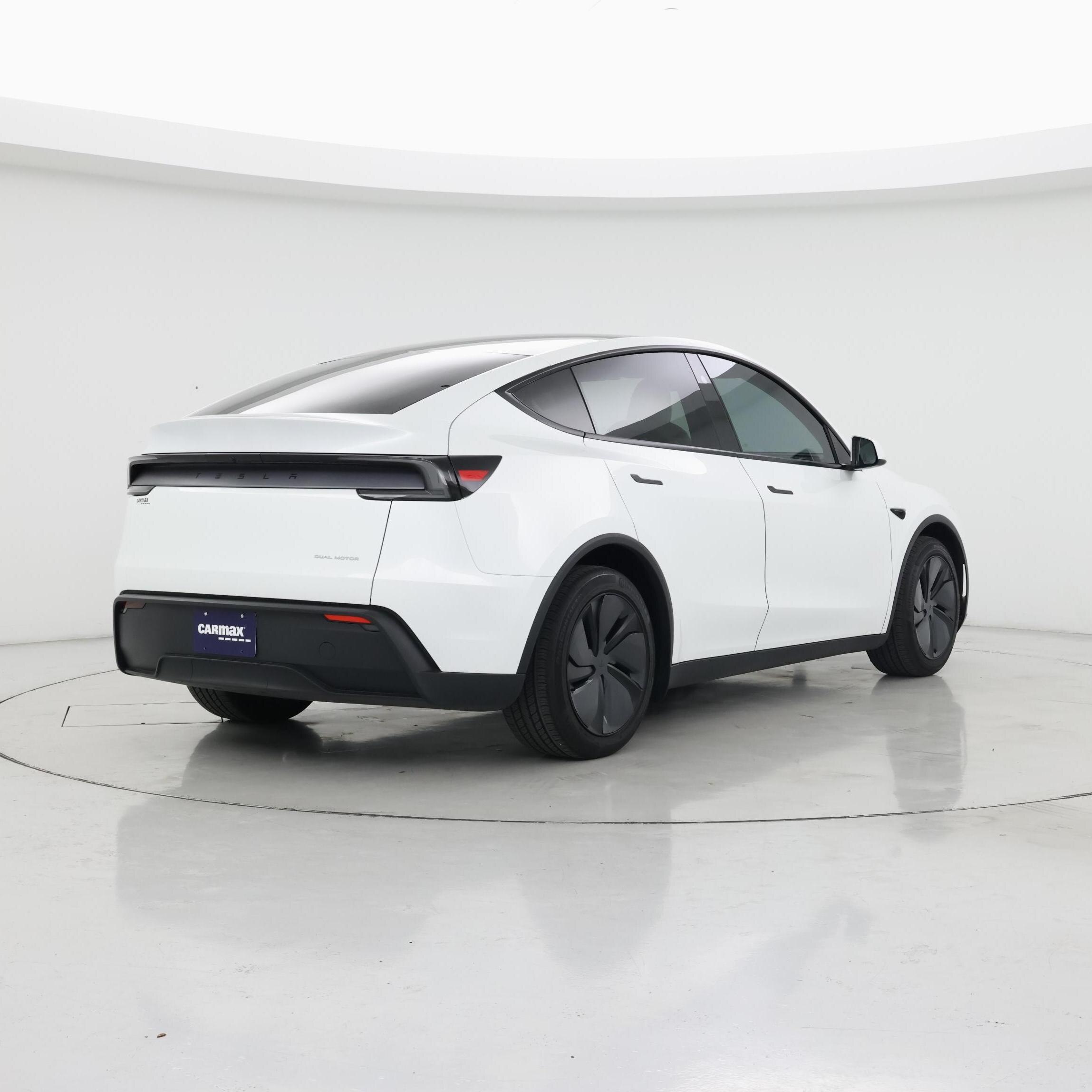 Thumbnail: 2026 Tesla Model Y - 8