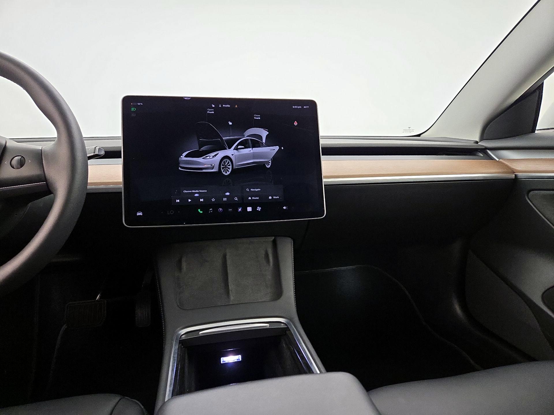 Thumbnail: 2022 Tesla Model 3 - 9