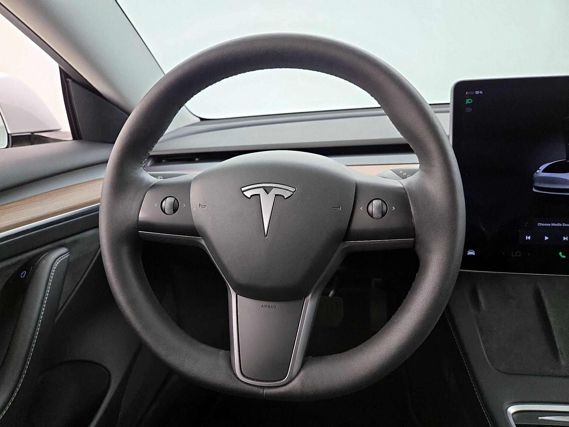 Thumbnail: 2022 Tesla Model 3 - 10