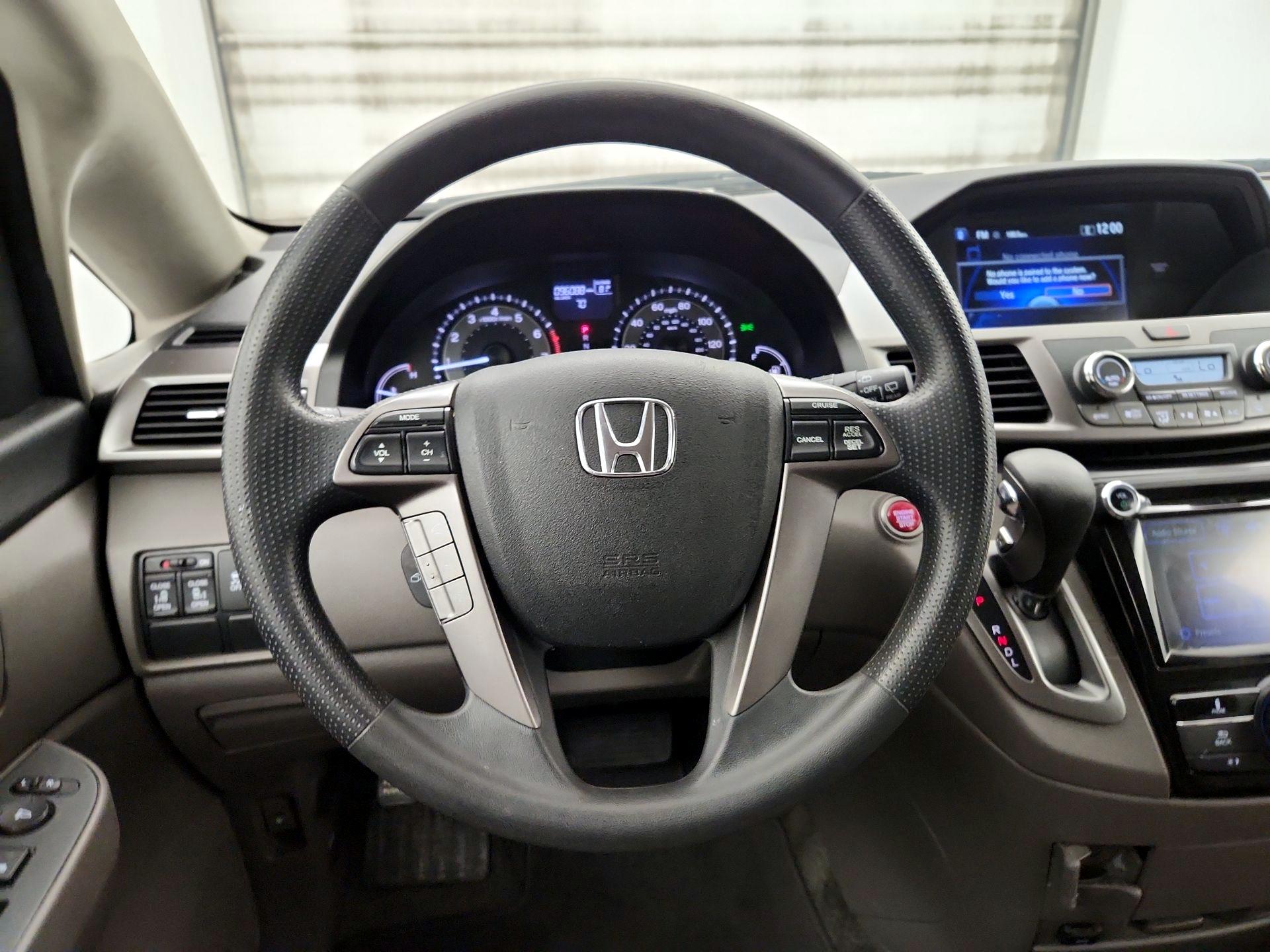Thumbnail: 2015 Honda Odyssey - 10