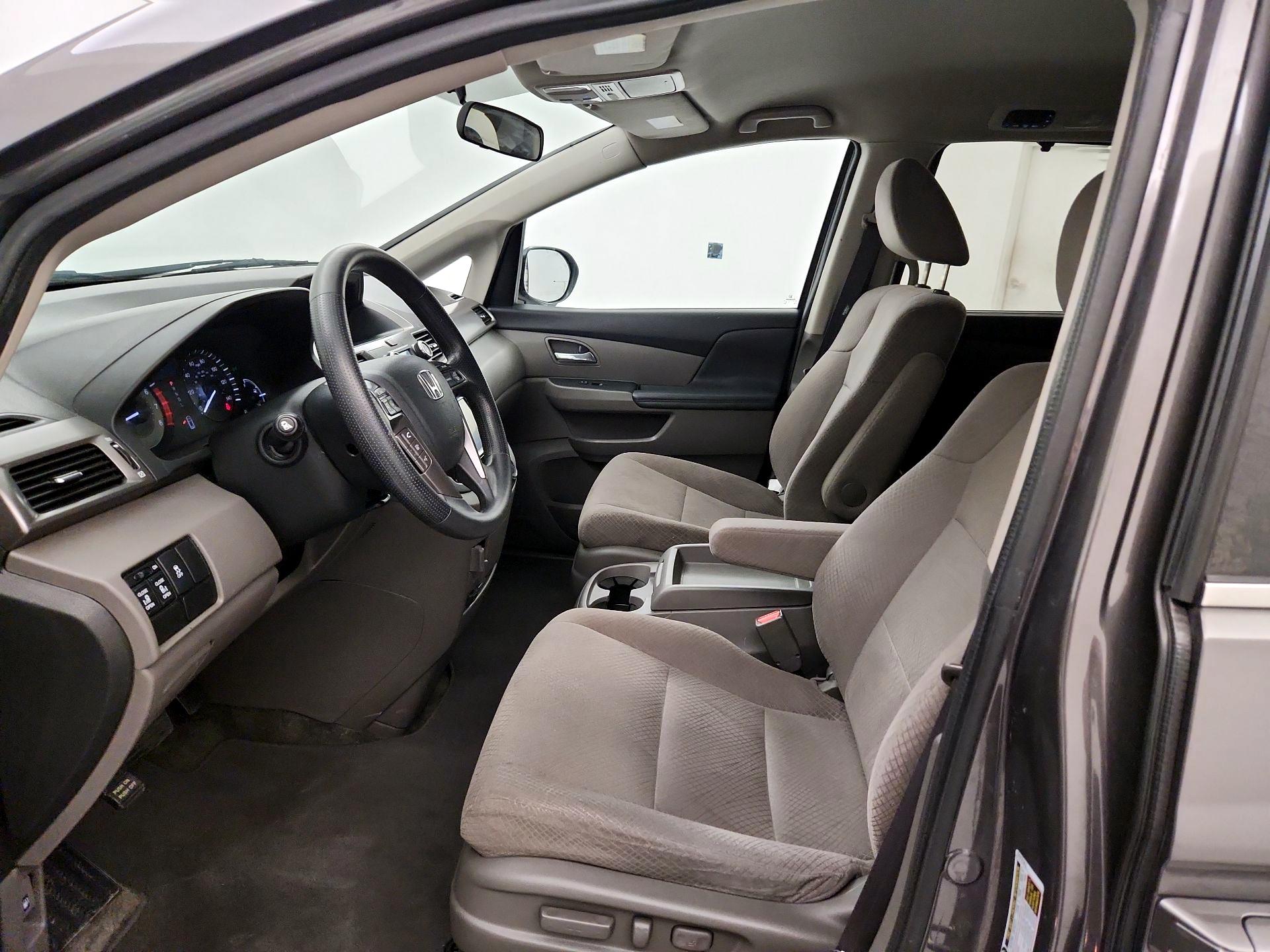 Thumbnail: 2015 Honda Odyssey - 11