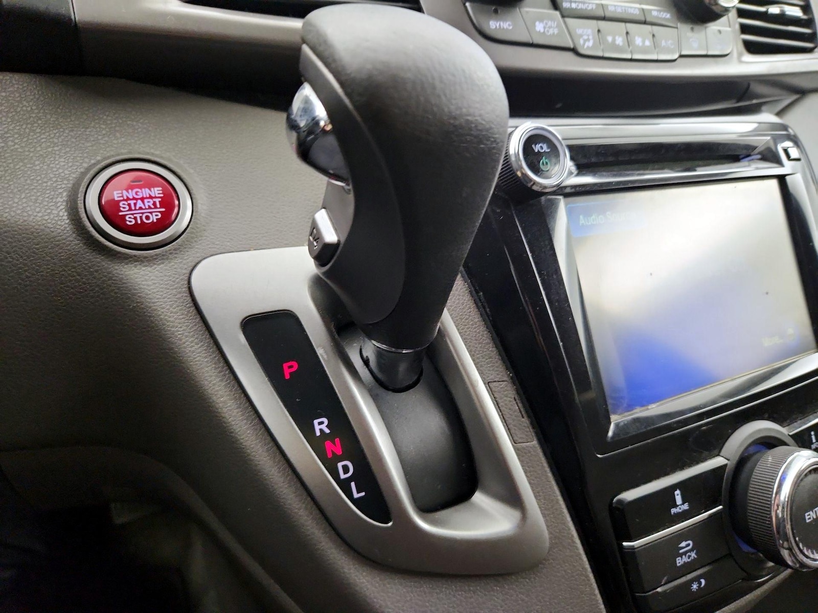 2015 Honda Odyssey EX - Photo 18